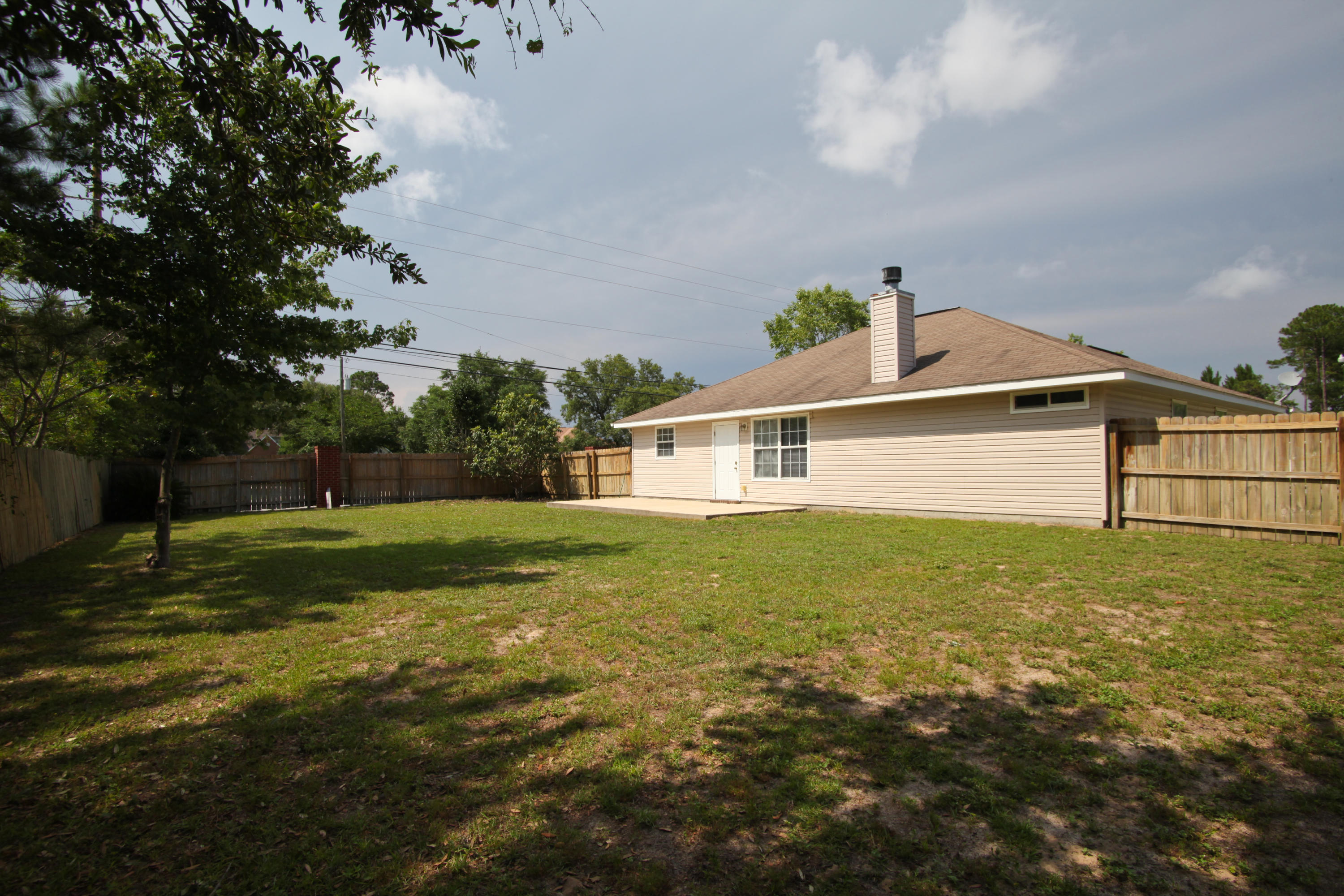 SHADOW LAKES - Residential