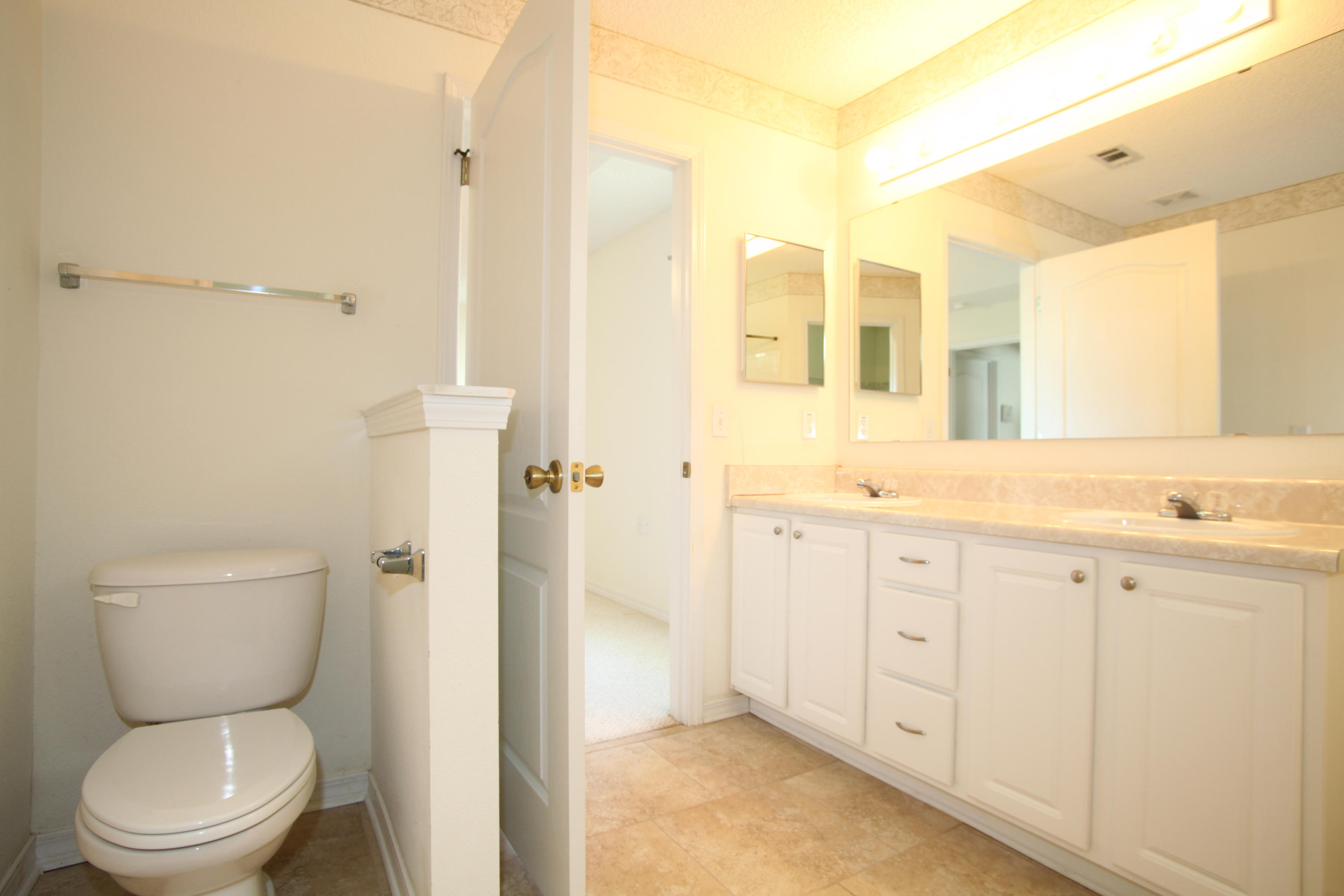 SHADOW LAKES - Residential