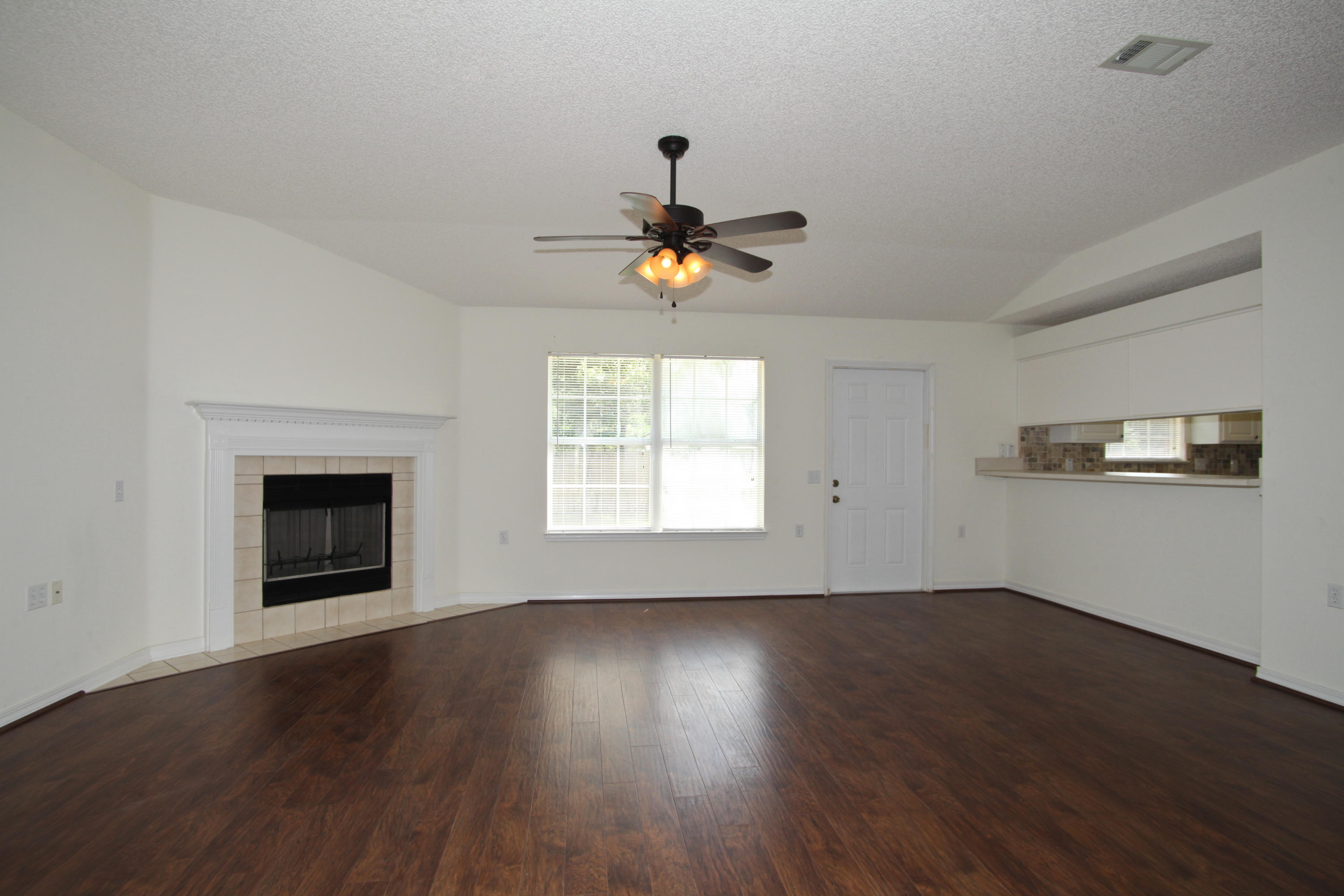 SHADOW LAKES - Residential