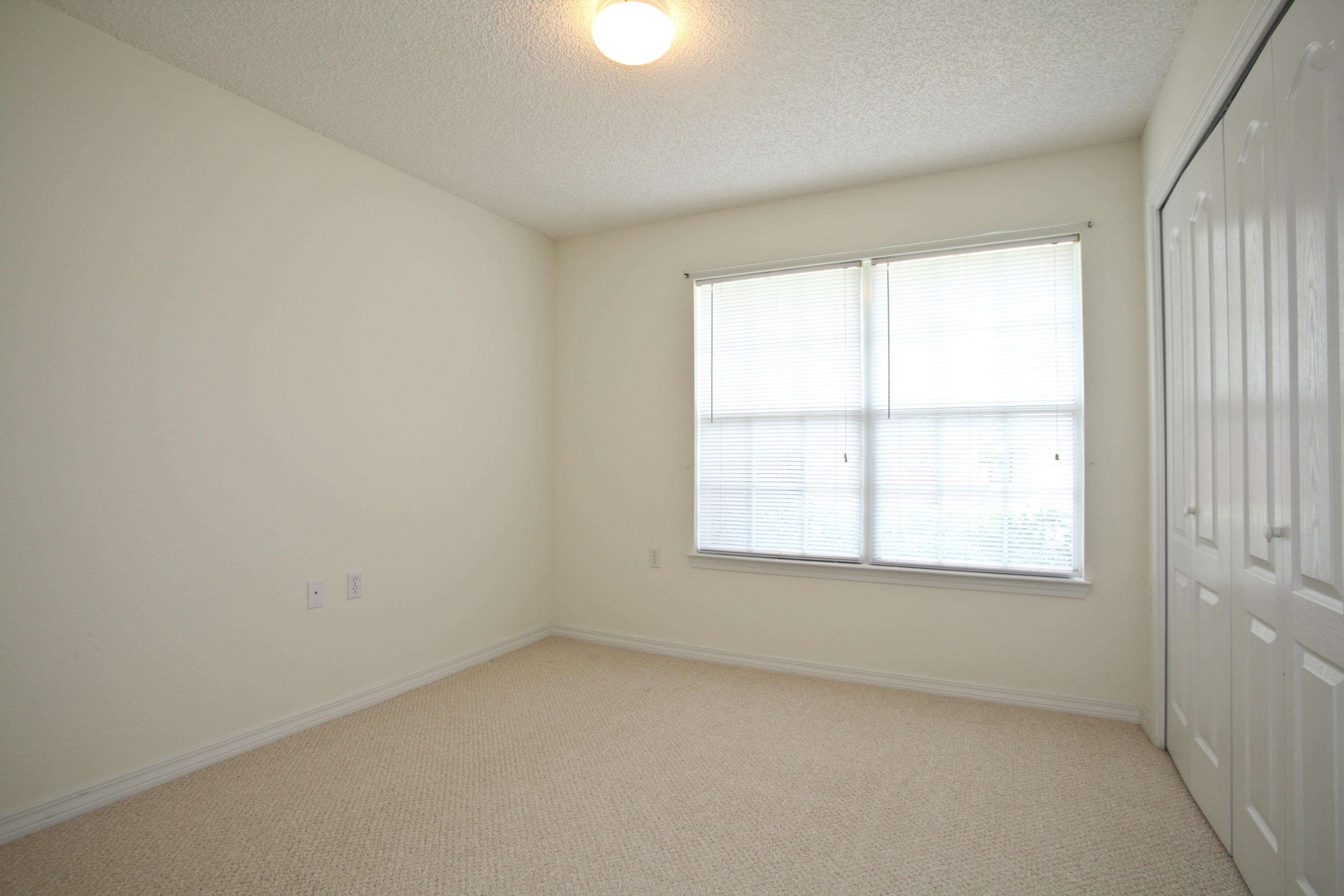 SHADOW LAKES - Residential