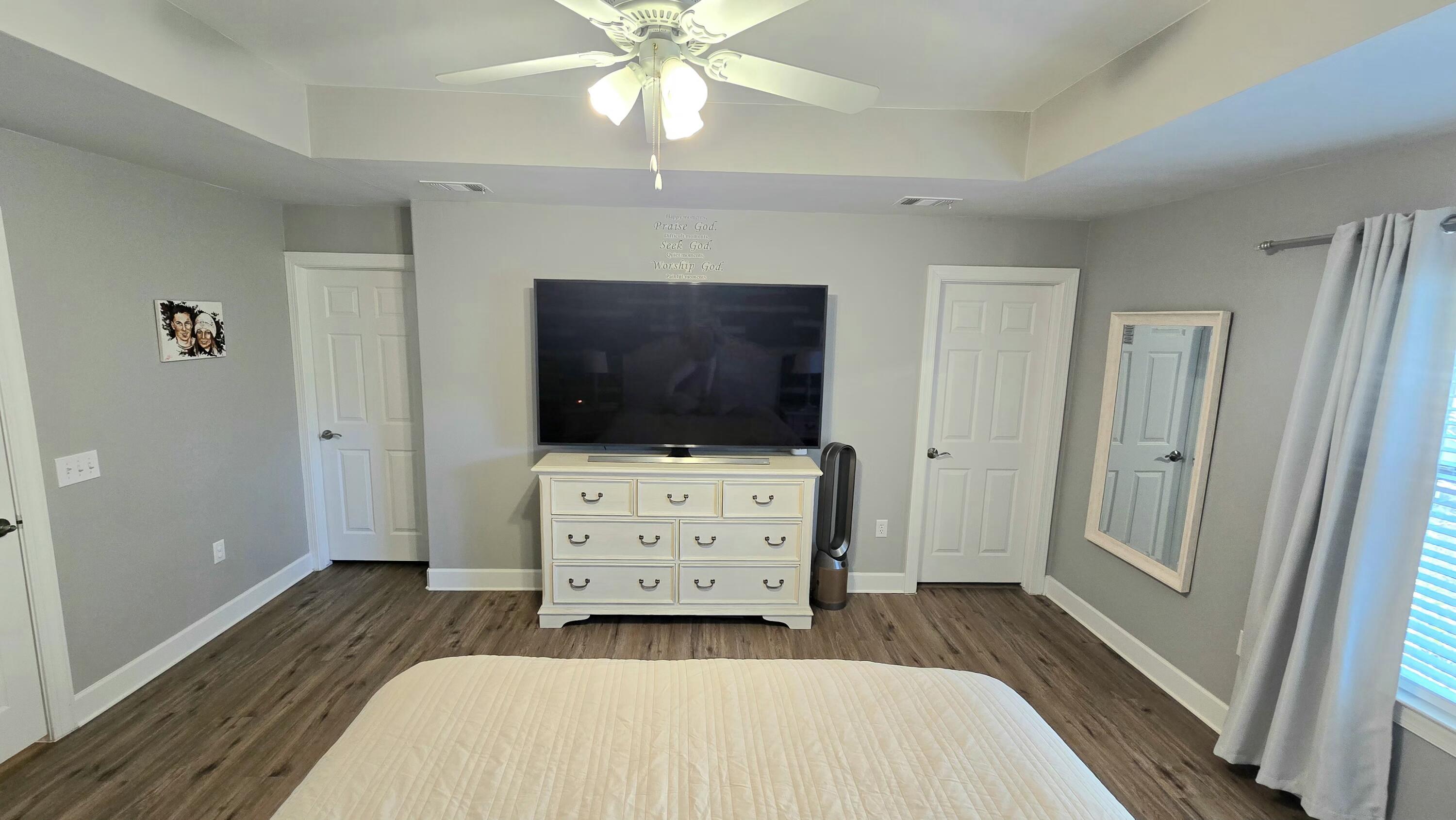 EAGLE BAY - Residential