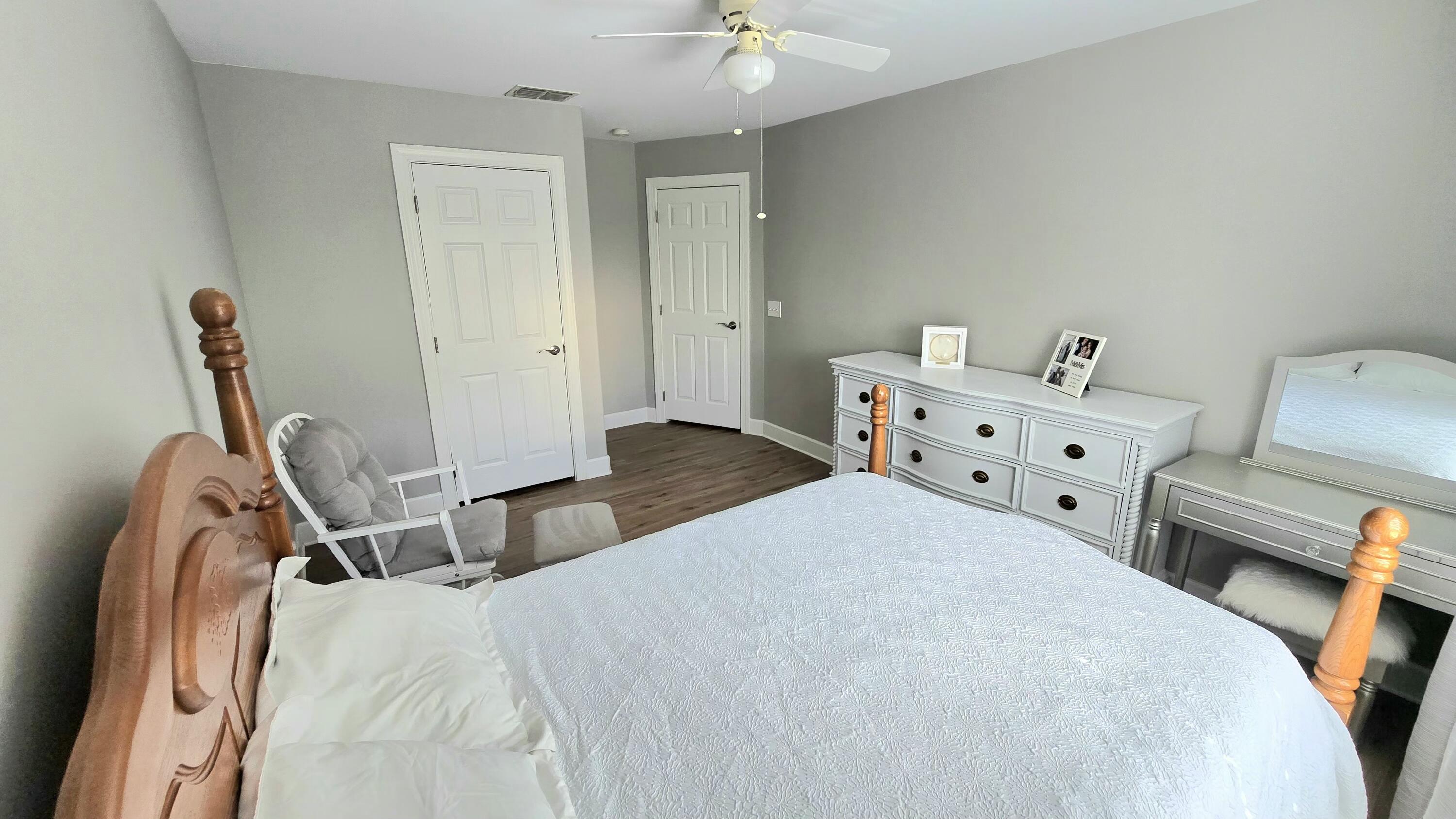 EAGLE BAY - Residential