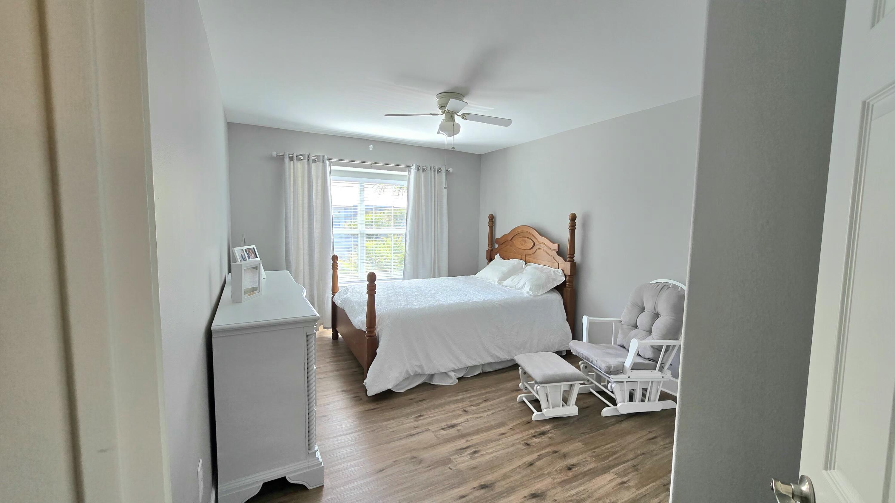 EAGLE BAY - Residential