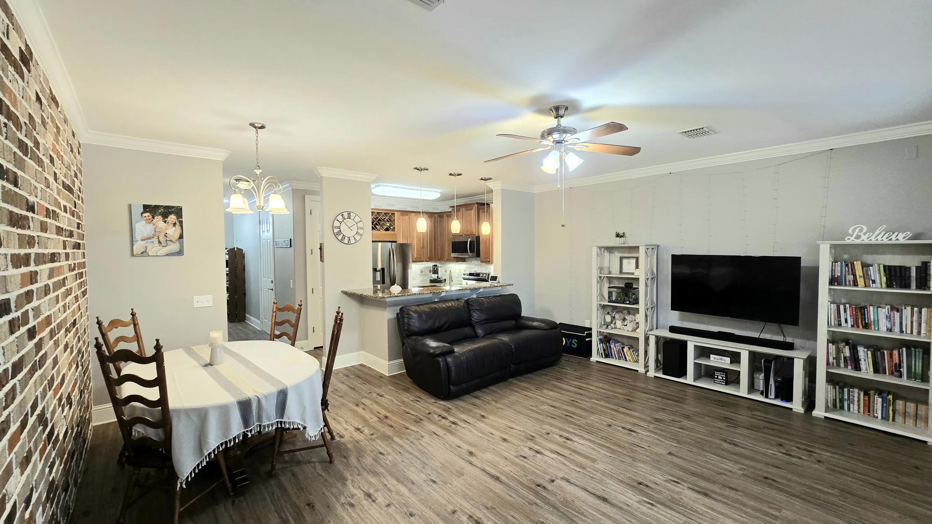 EAGLE BAY - Residential