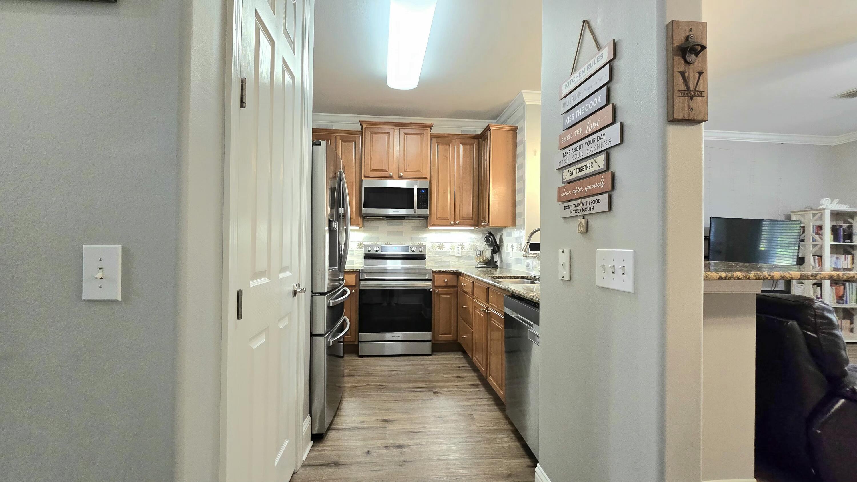 EAGLE BAY - Residential