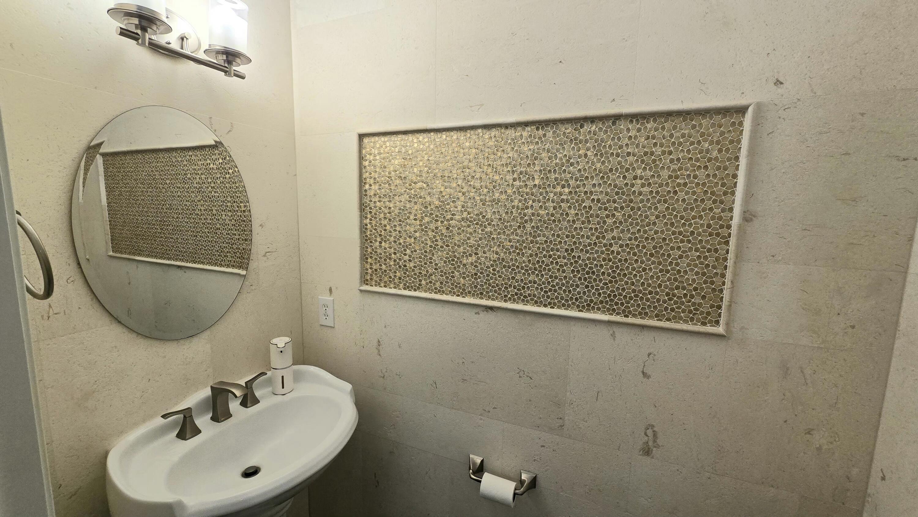 EAGLE BAY - Residential