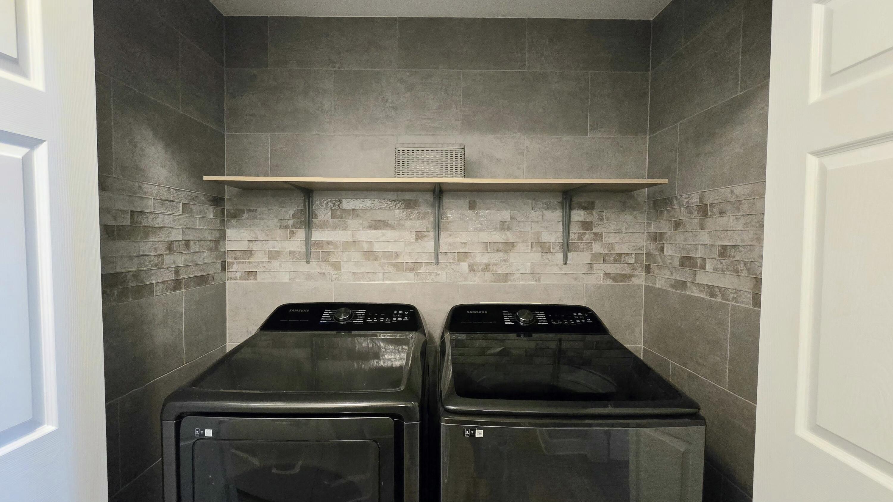 EAGLE BAY - Residential