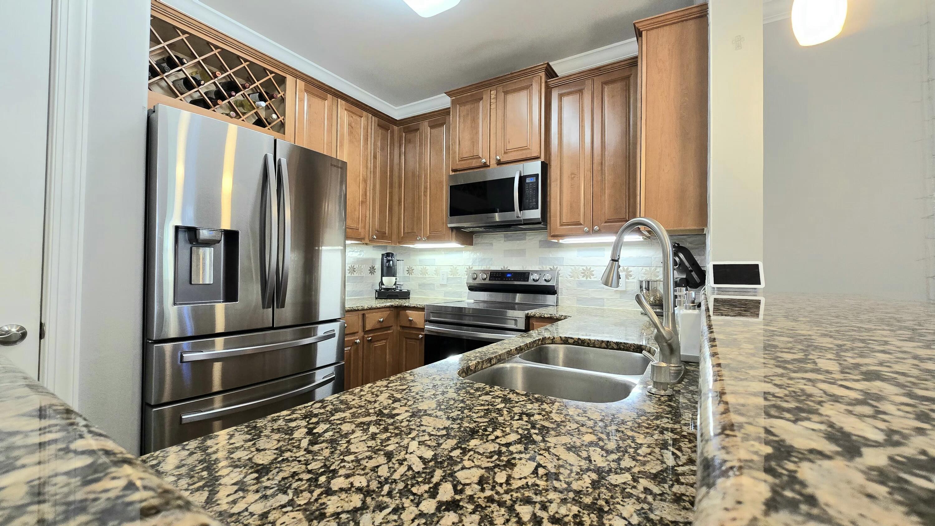 EAGLE BAY - Residential