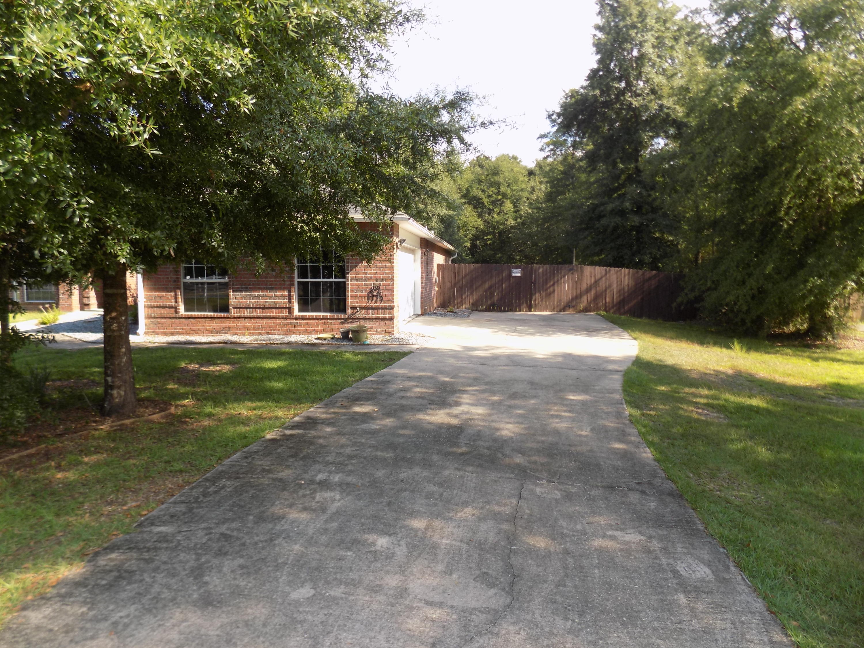 COUNTRYWOOD EST - Residential