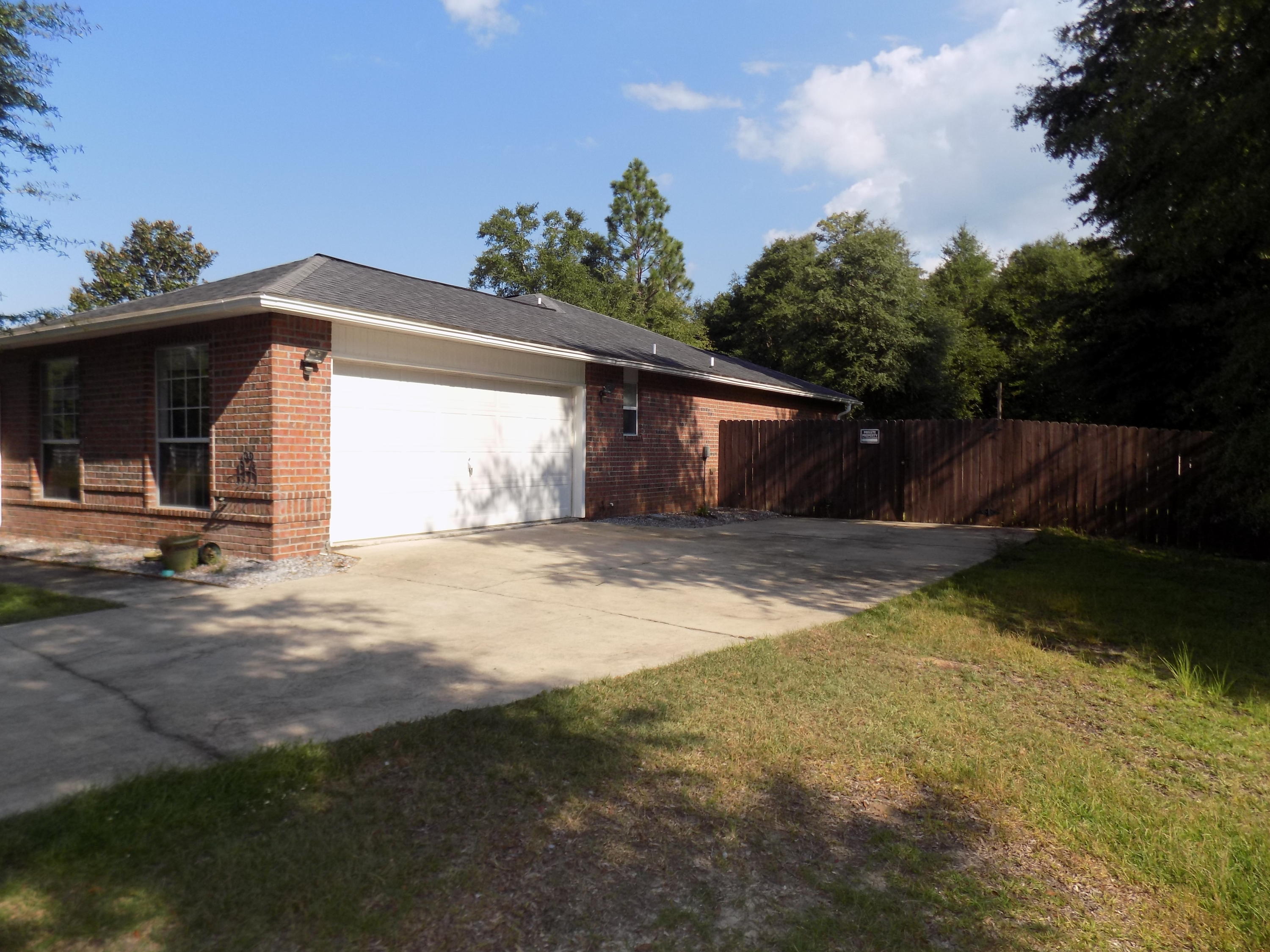 COUNTRYWOOD EST - Residential