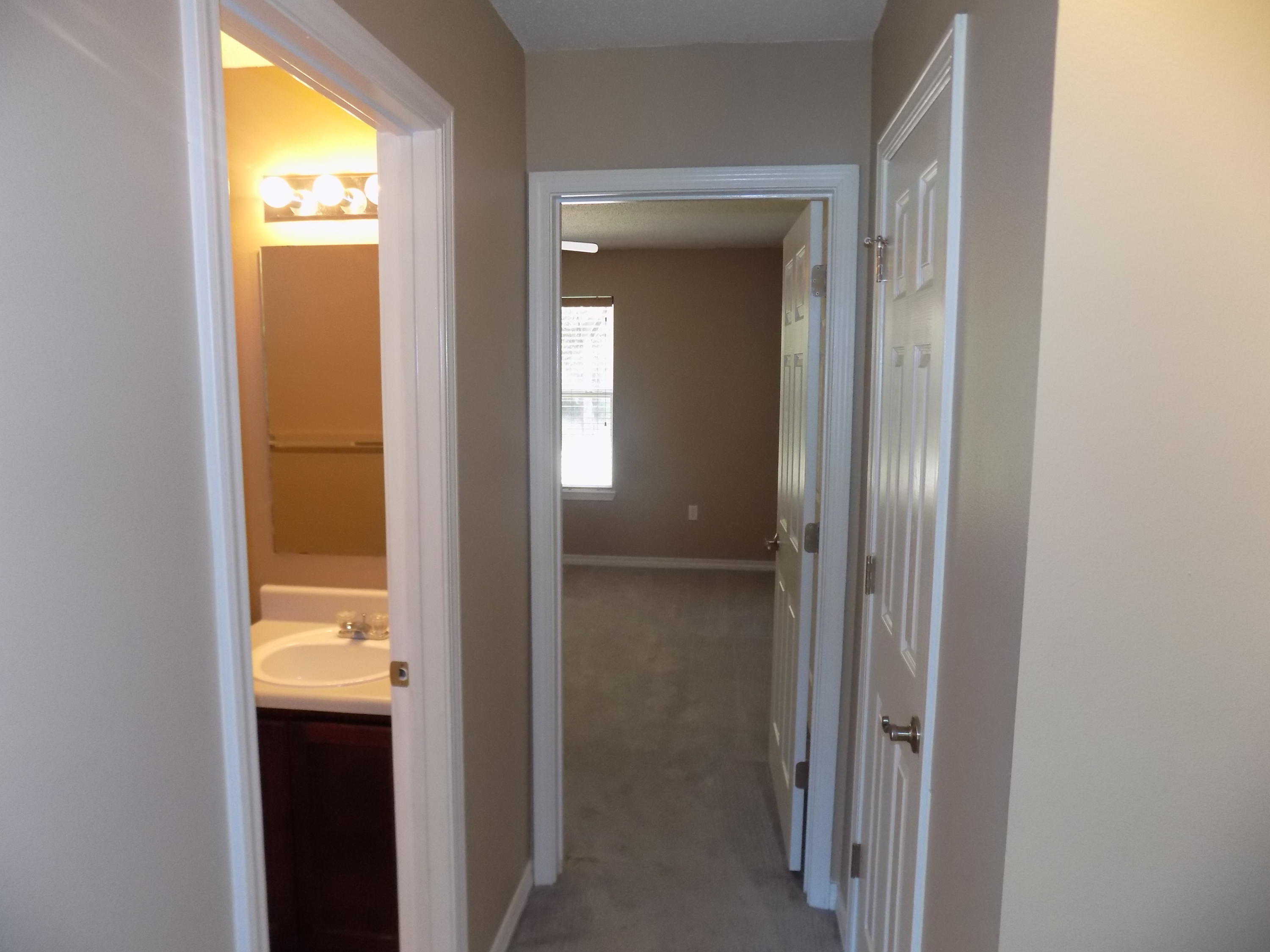 COUNTRYWOOD EST - Residential