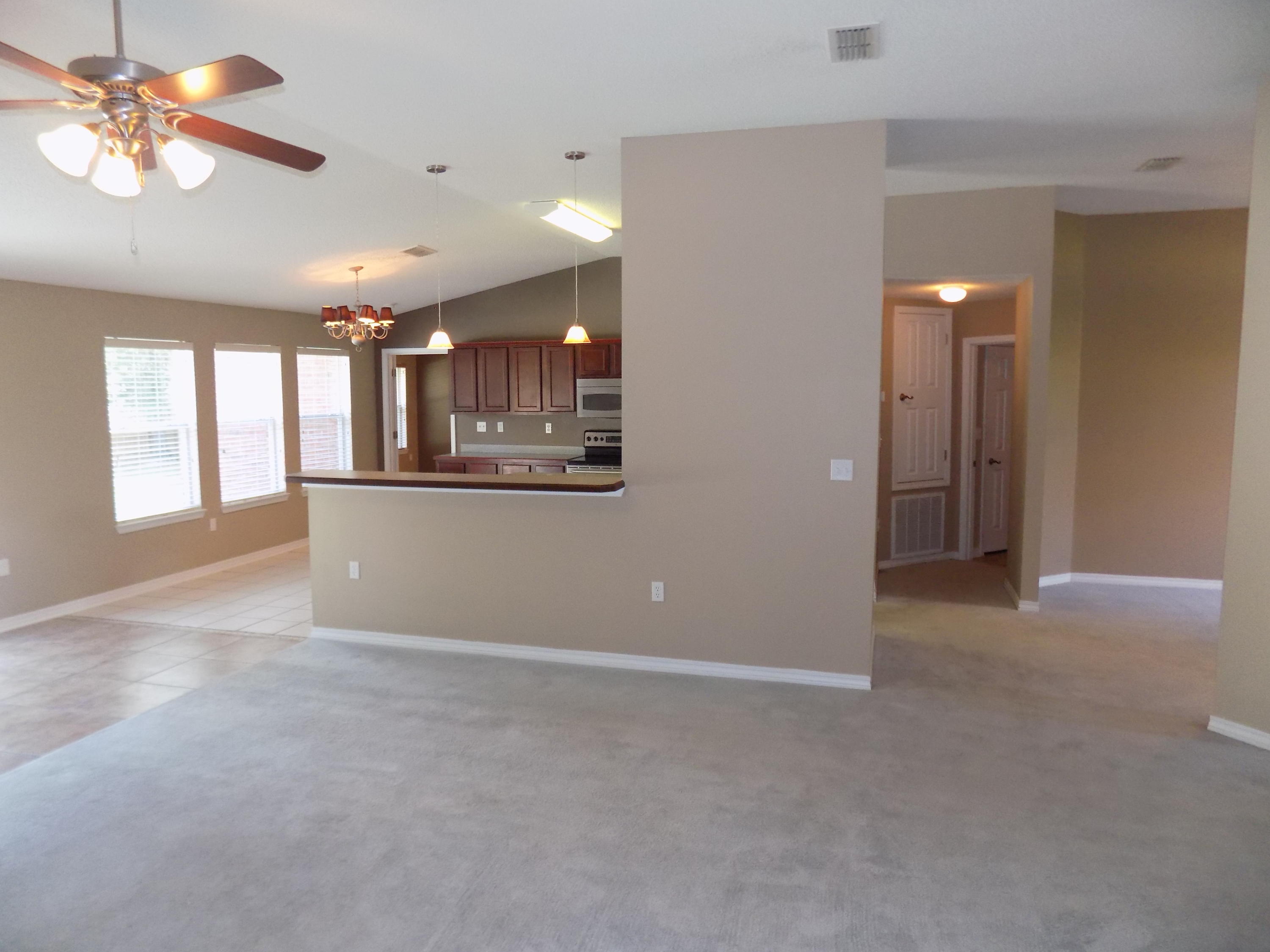 COUNTRYWOOD EST - Residential