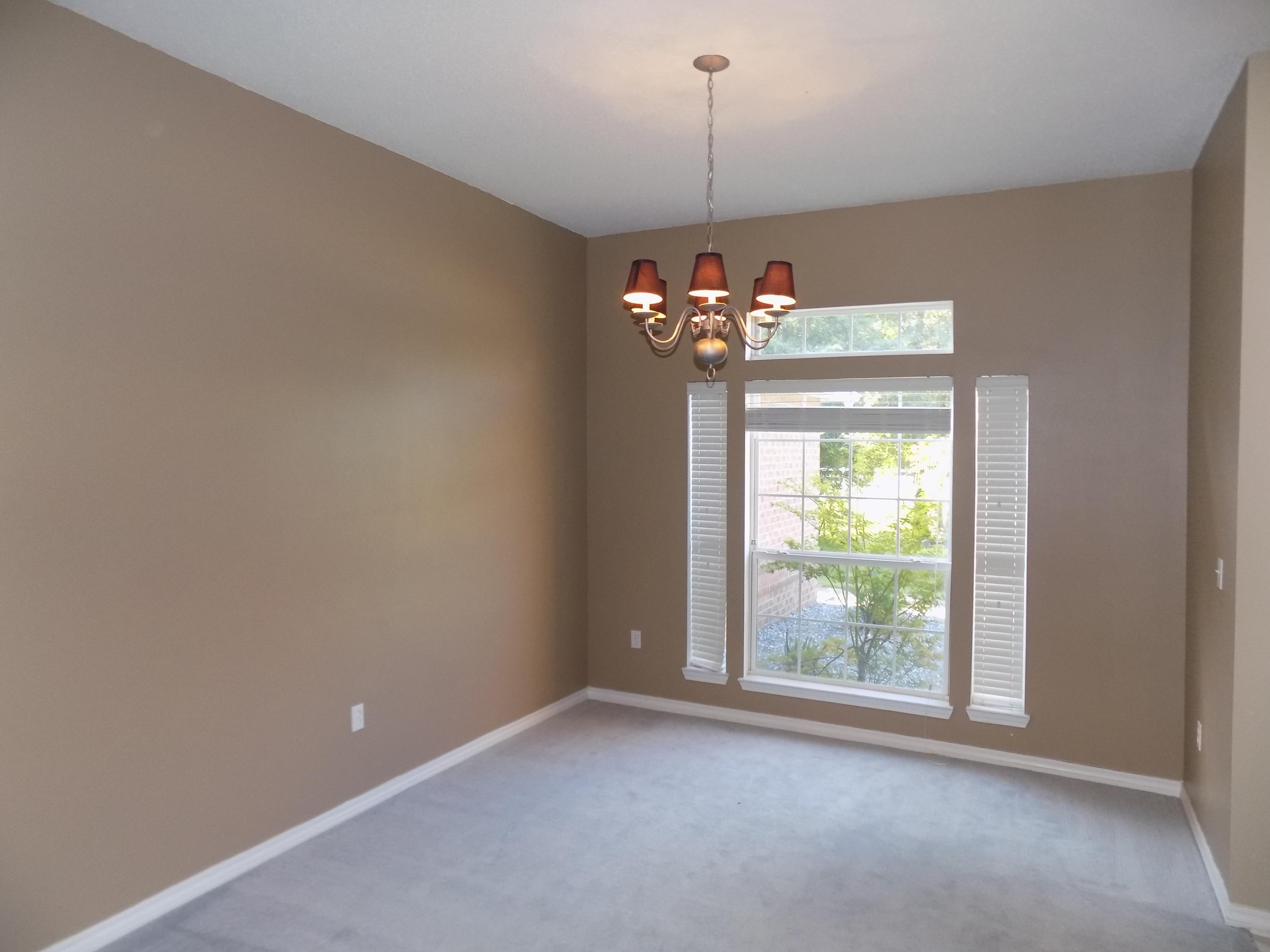 COUNTRYWOOD EST - Residential