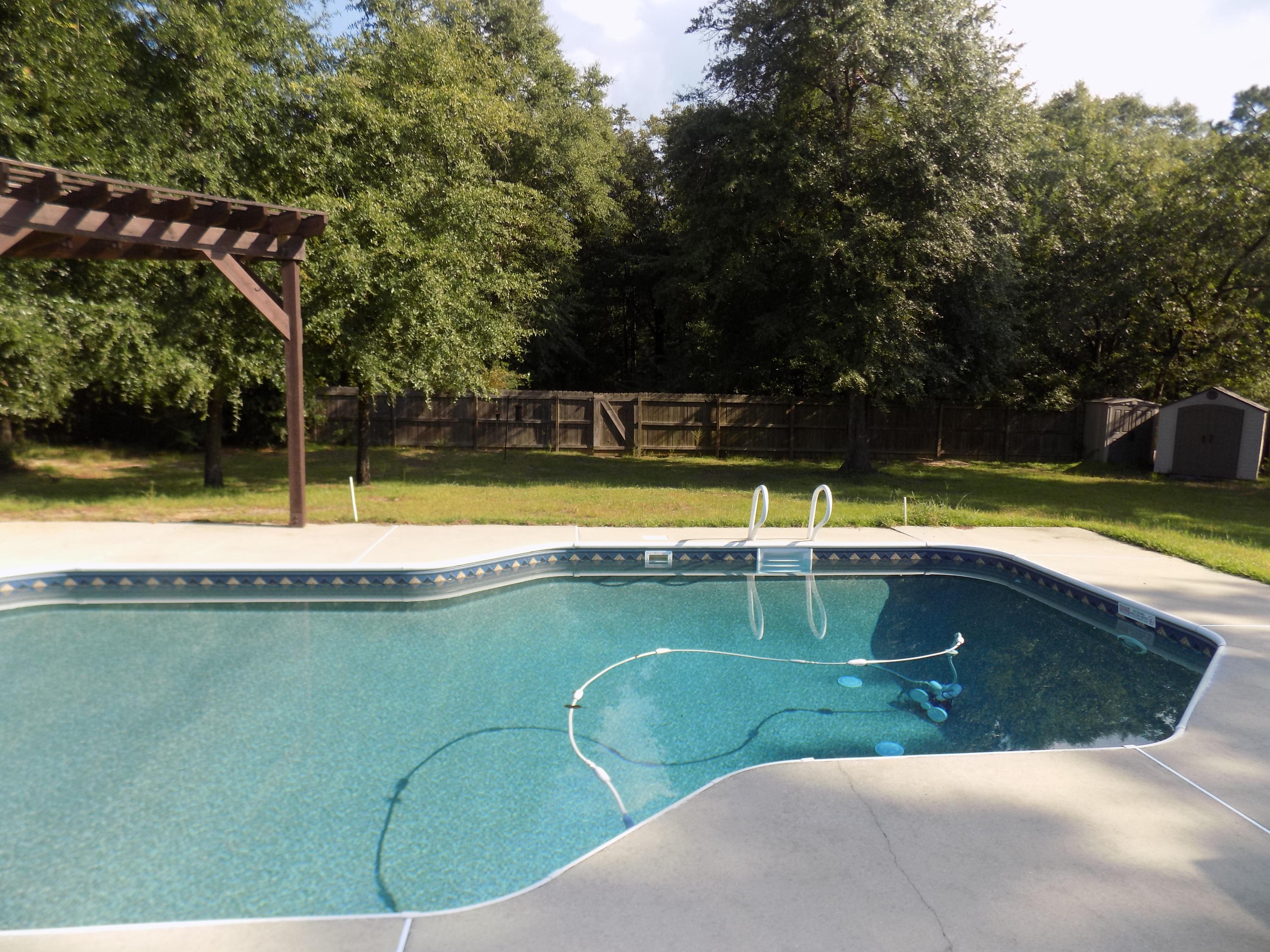 COUNTRYWOOD EST - Residential