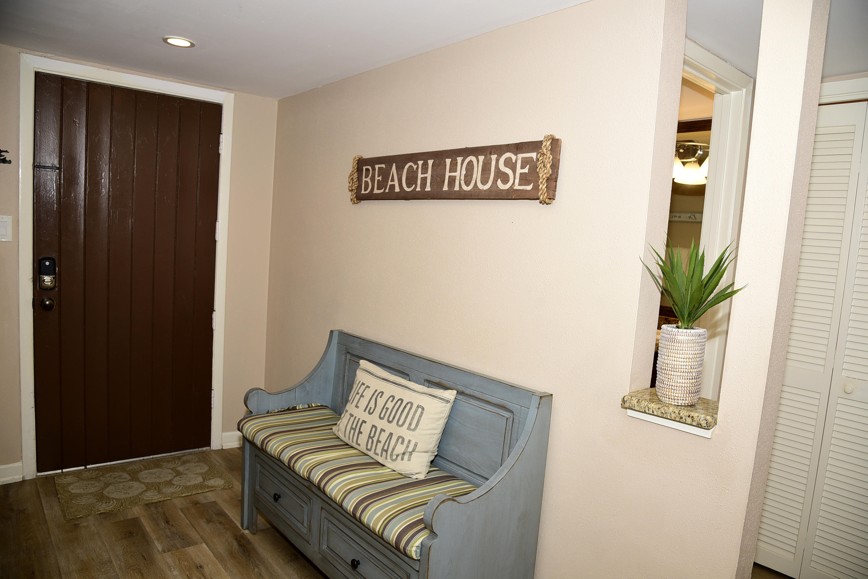 SEASCAPE CONDO GARDEN VILLA - Residential