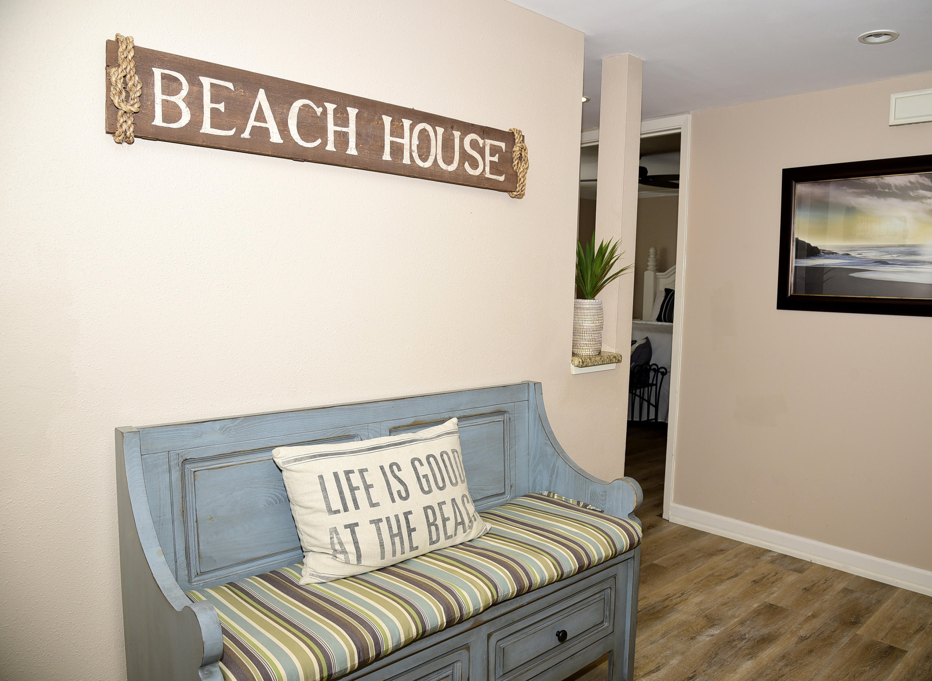 SEASCAPE CONDO GARDEN VILLA - Residential