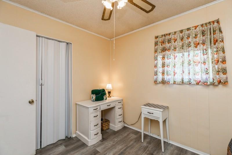 LAKEWOOD S/D lot 5 Block 3 - Residential