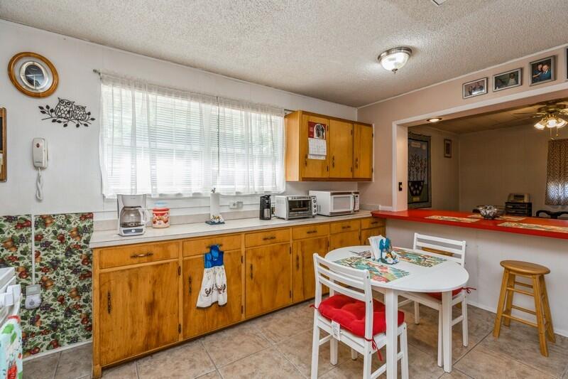 LAKEWOOD S/D lot 5 Block 3 - Residential