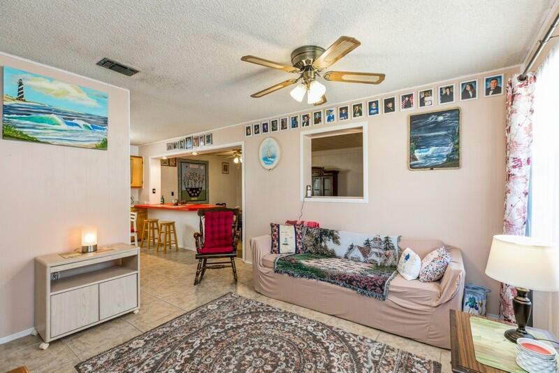 LAKEWOOD S/D lot 5 Block 3 - Residential