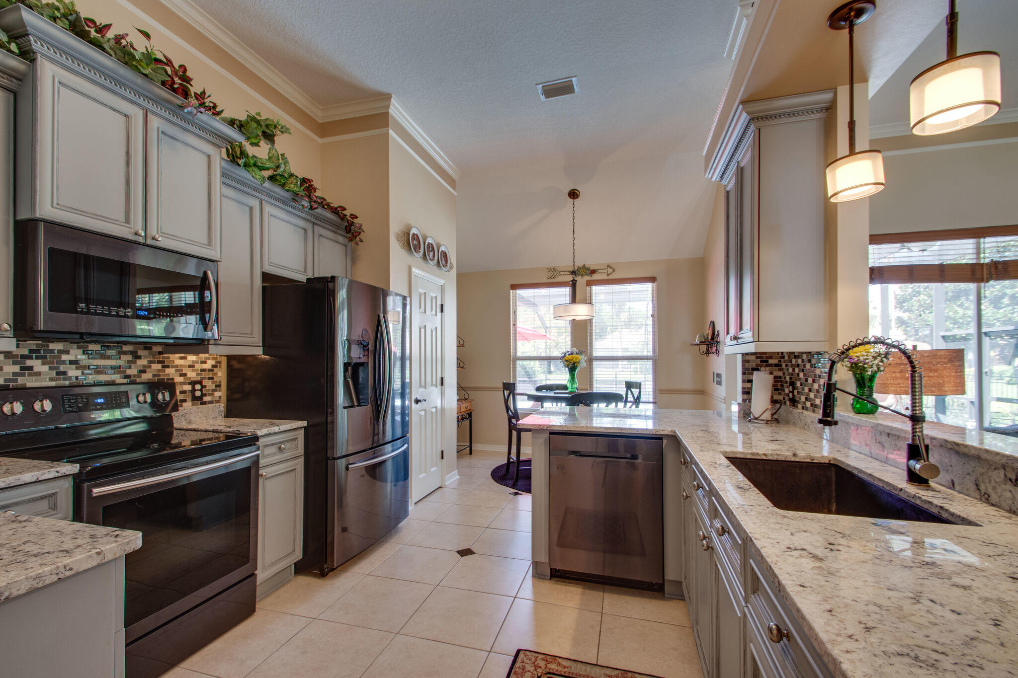 EMERALD LAKES PH 2 - Residential