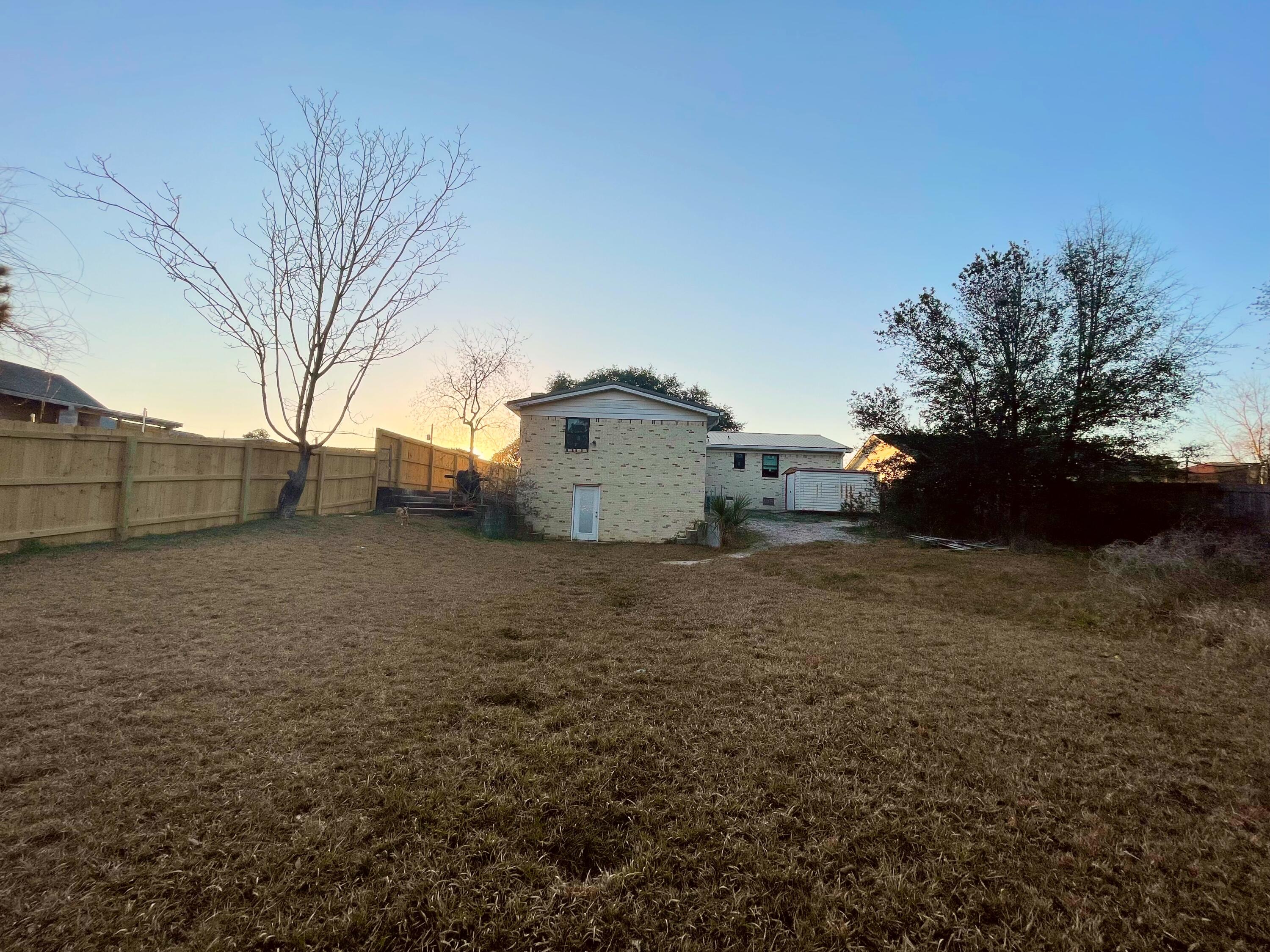 WYNNEHAVEN BEACH ESTATES - Residential