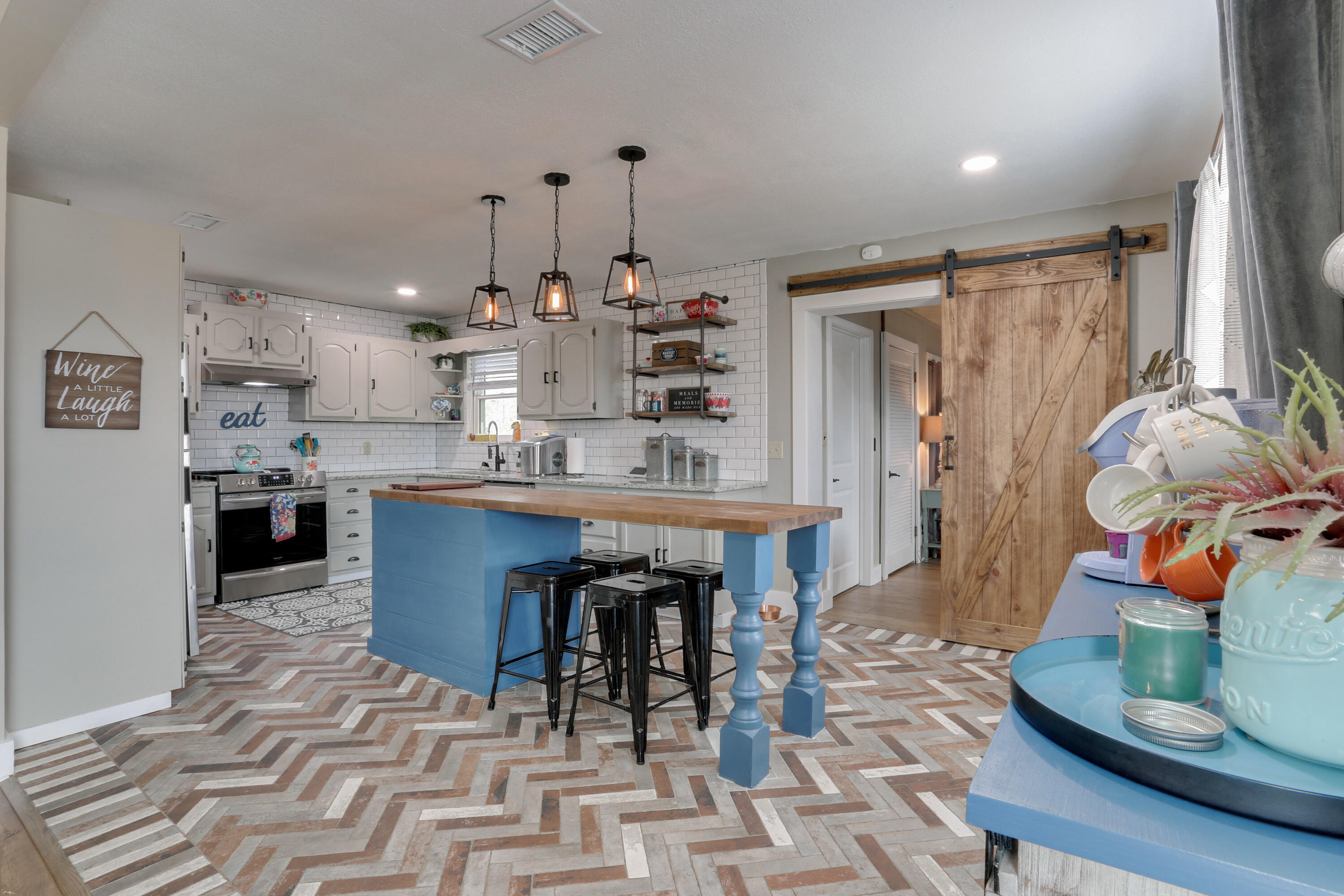 WYNNEHAVEN BEACH ESTATES - Residential