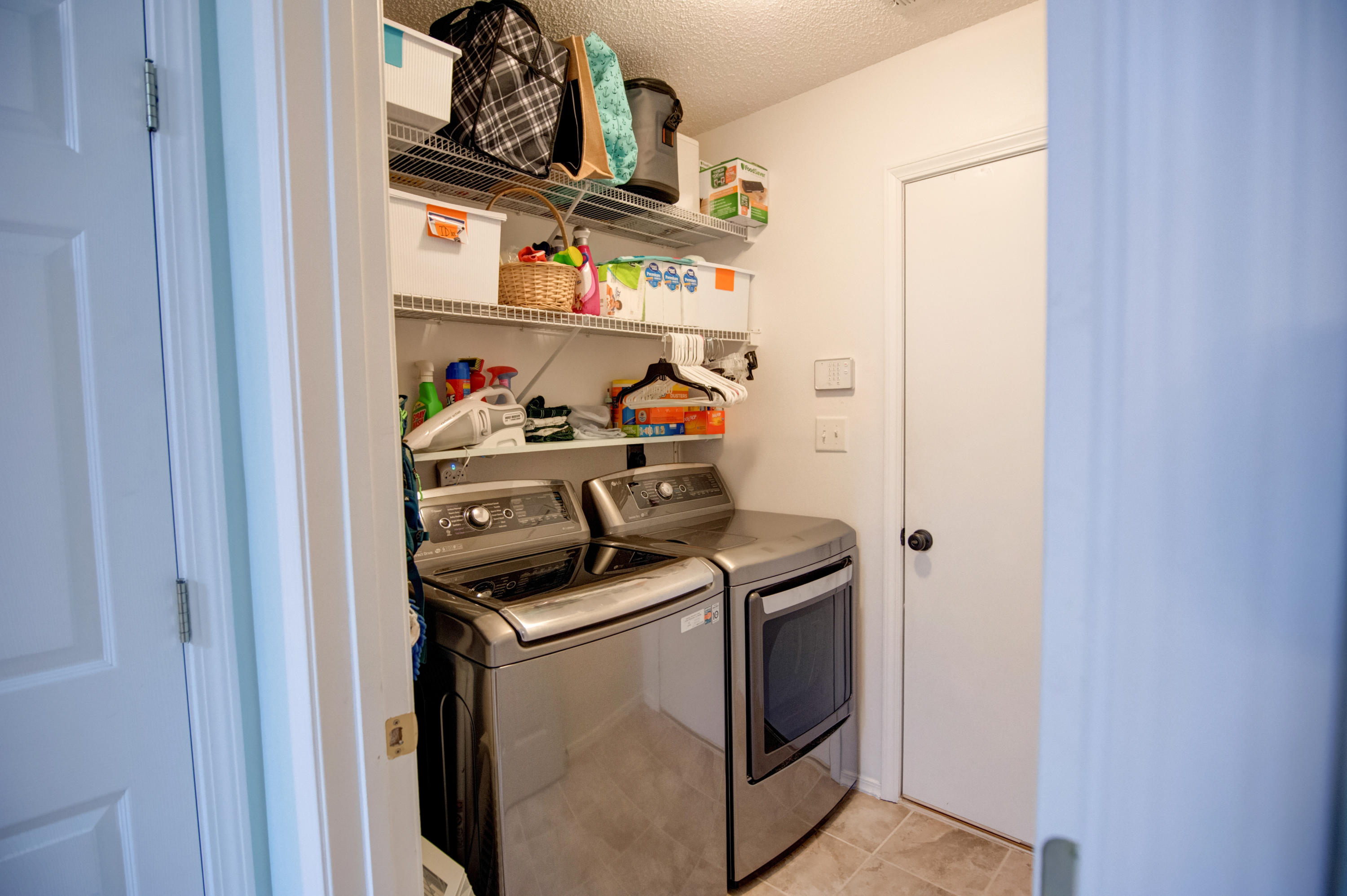 RIVERCHASE S/D PH 1 - Residential