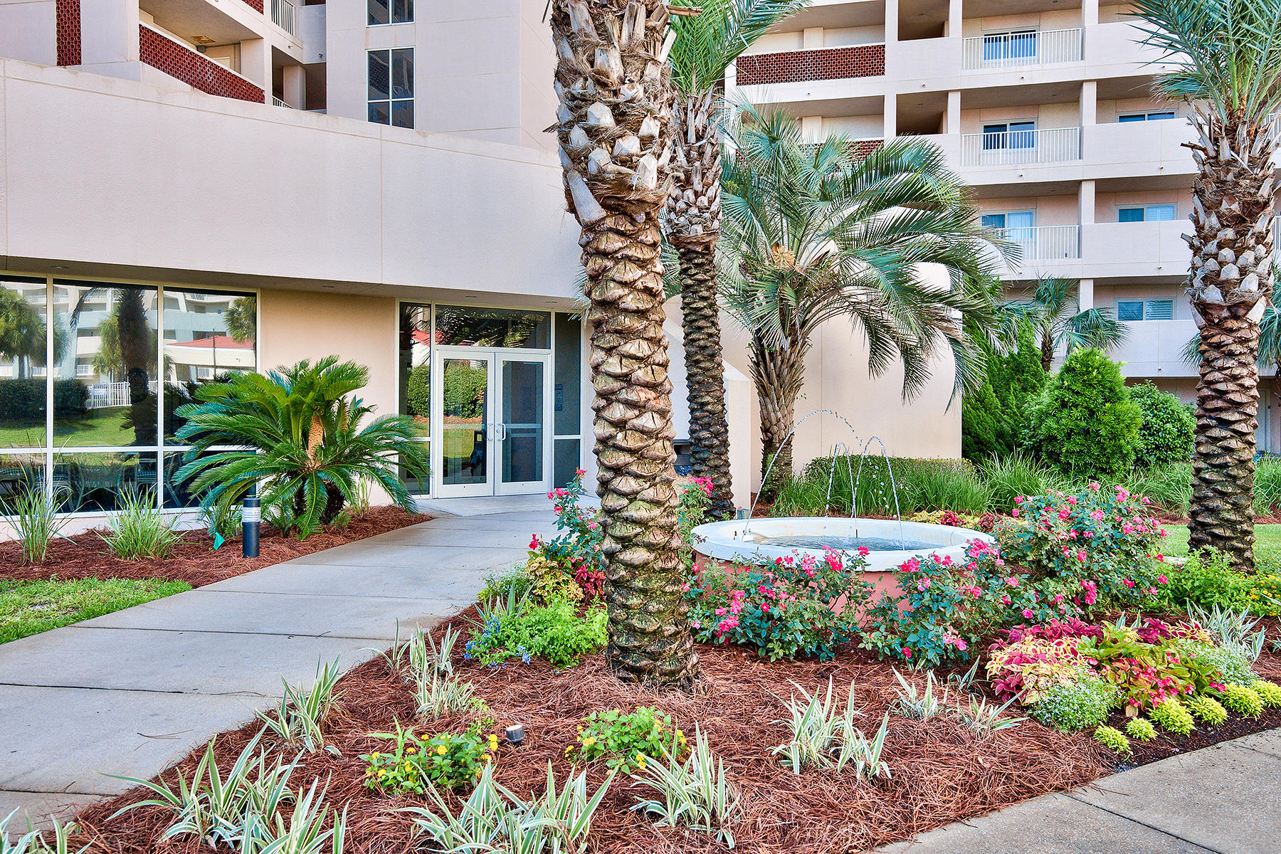 TOPS'L BEACH MANOR - Residential