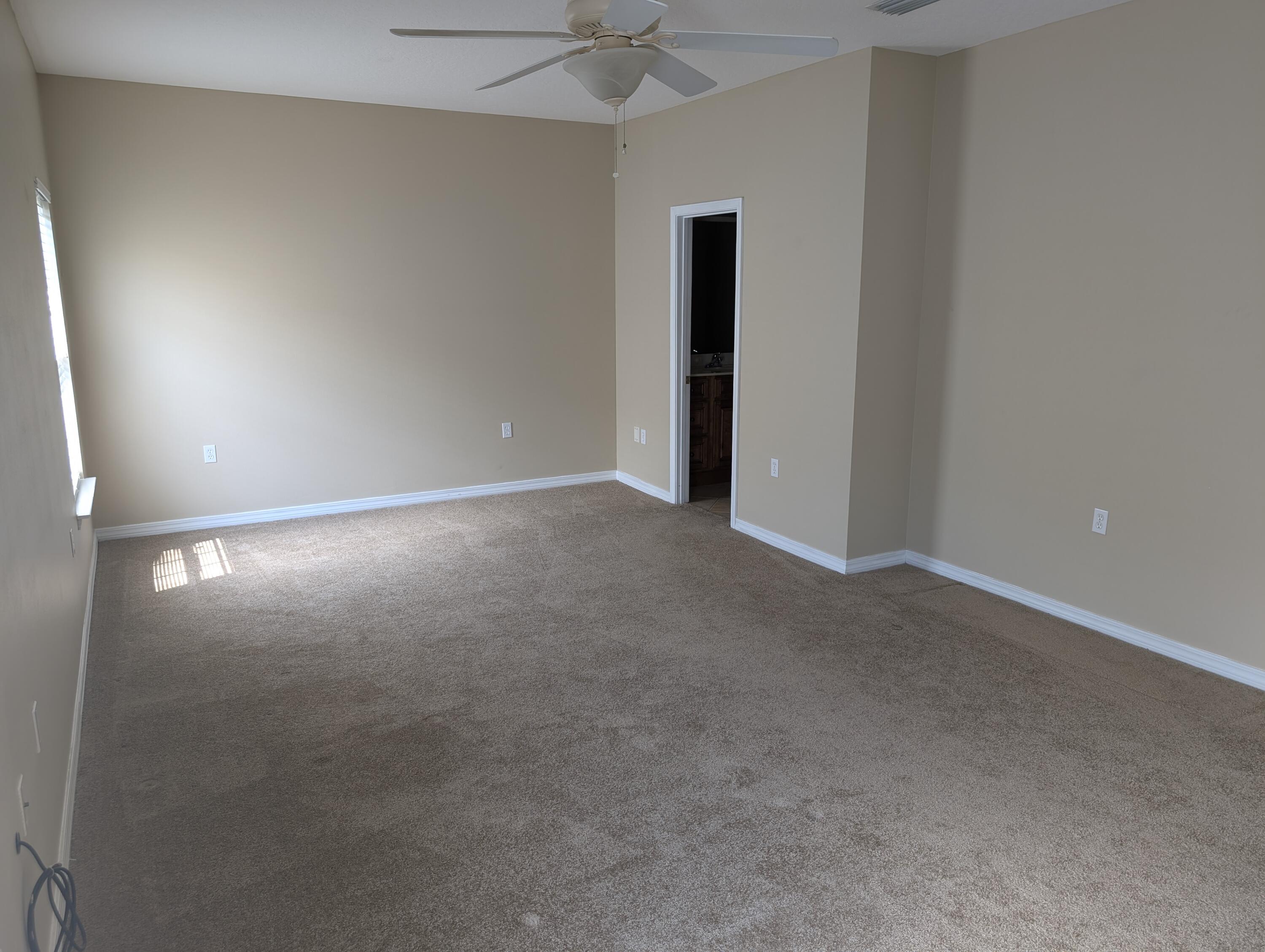 Eagle's Nest Townhomes - Residential