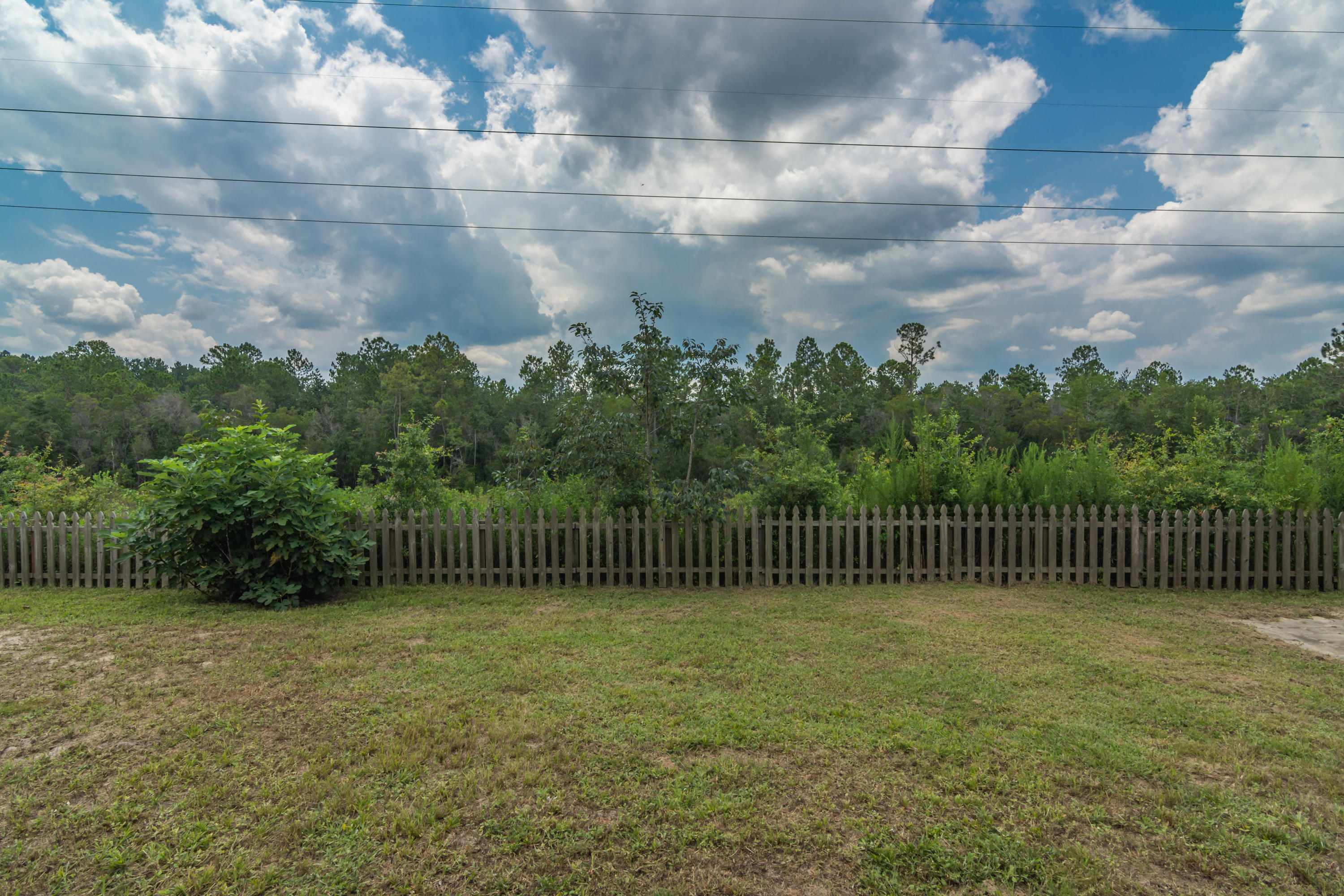 COUNTRYVIEW ESTATES 8TH ADDN - Residential