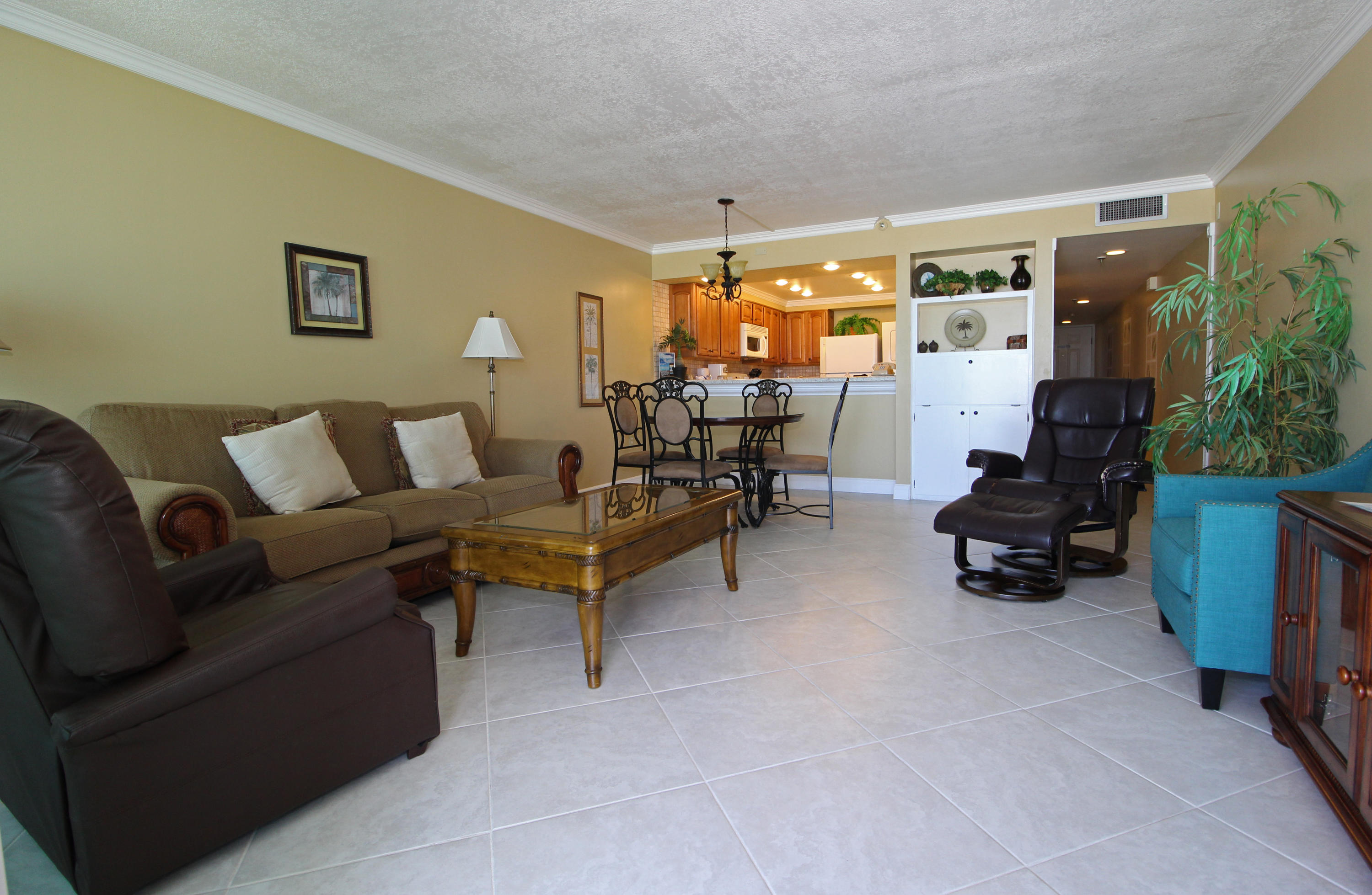 BREAKERS OF FWB PH 1 - Residential