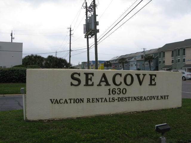 PRICE REDUCED! JUST STEPS TO THE BEACH AND THE POOL AND DEEDED BEACH ACCESS. READY FOR THE RENTAL MARKET. UNIT CAN SLEEP 6. NEW BUNK BEDS! NEW ROOF, WINDOWS AND SLIDING DOORS. GREAT TO LIVE IN OR FOR A WEEKEND GETAWAY. CLOSE TO SHOPPING, RESTAURANTS AND ENTERTAINMENT.