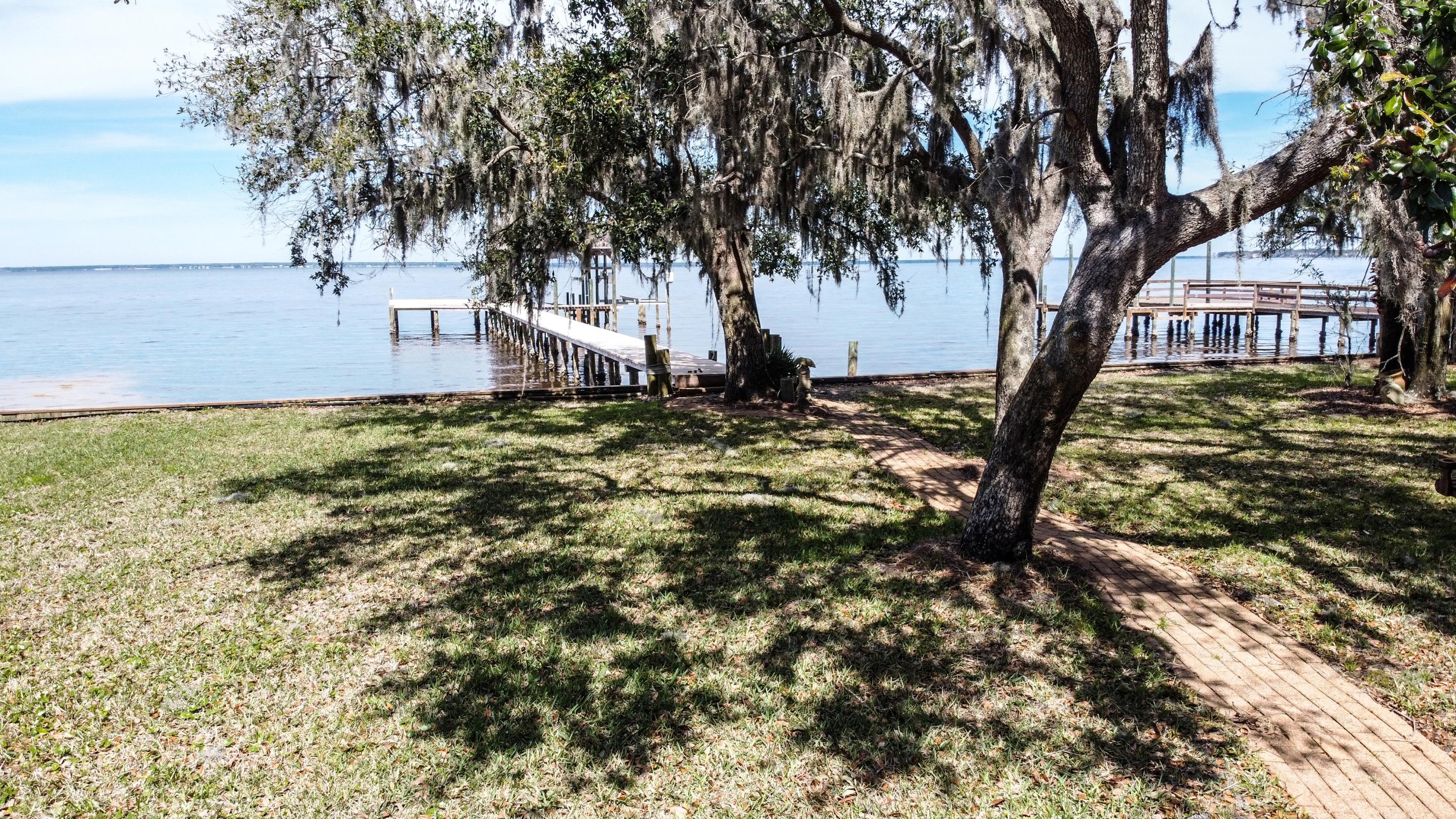 BAYSIDE - Residential