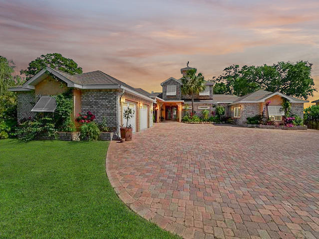 BAYSIDE - Residential