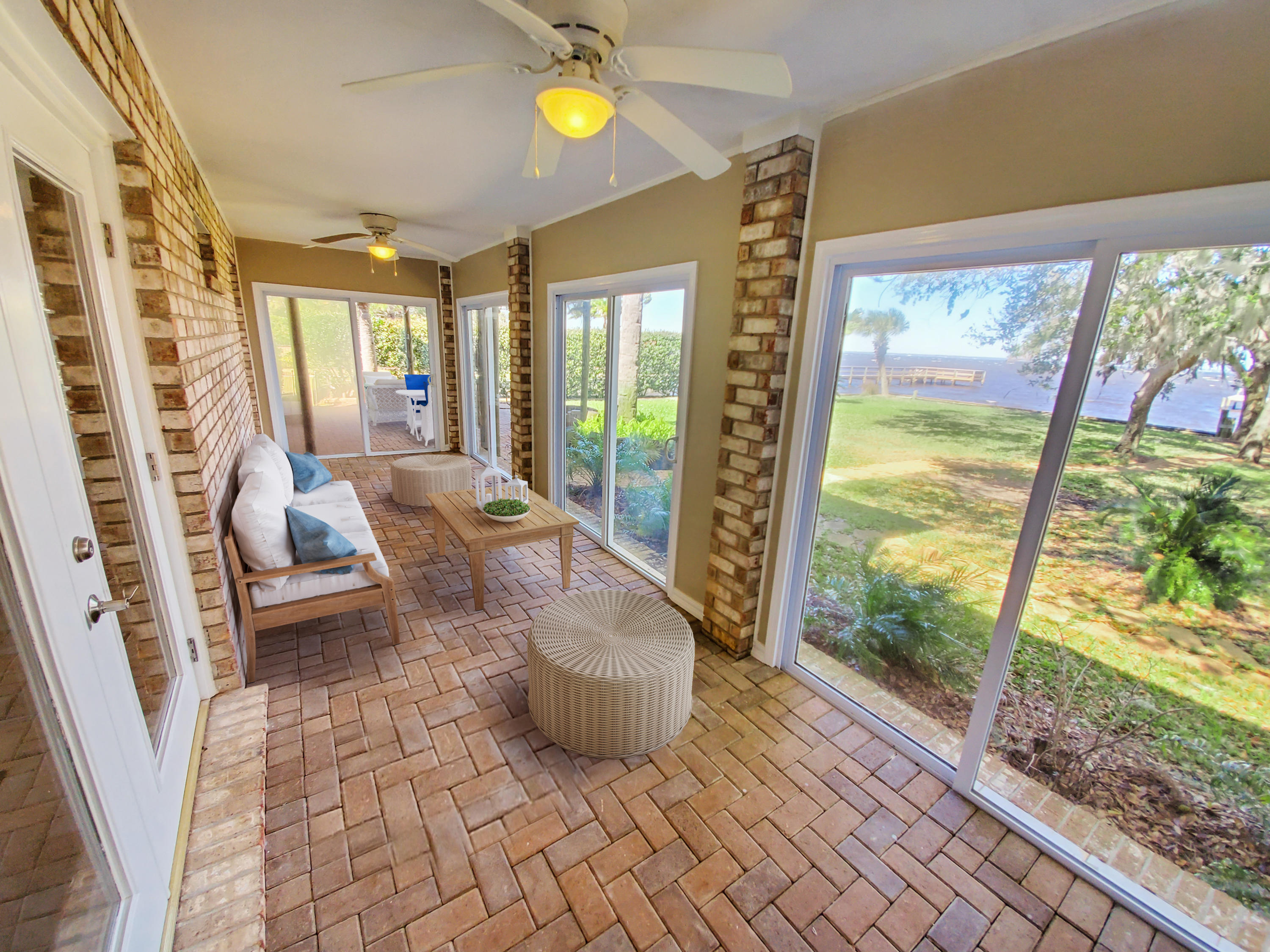 BAYSIDE - Residential