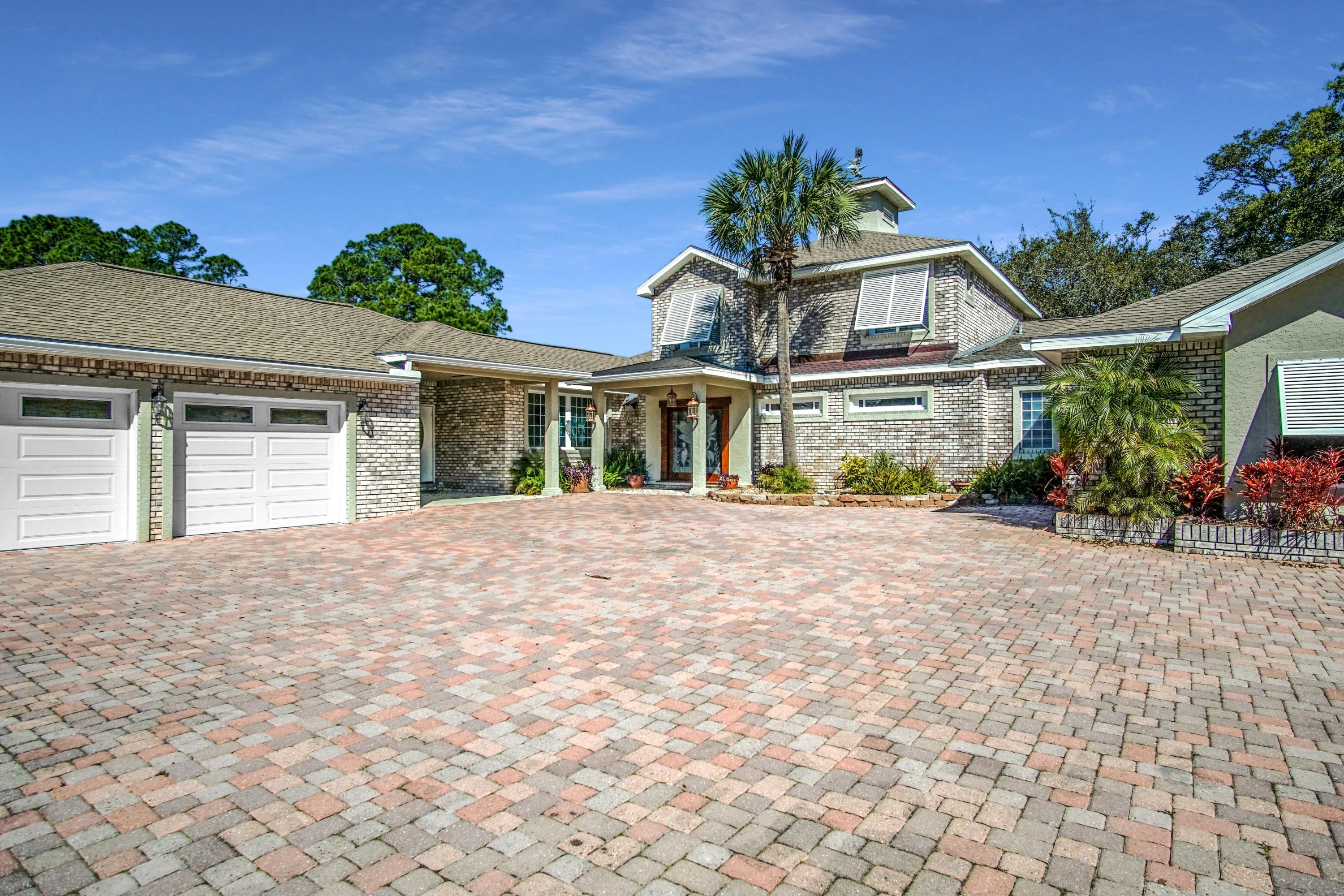 BAYSIDE - Residential