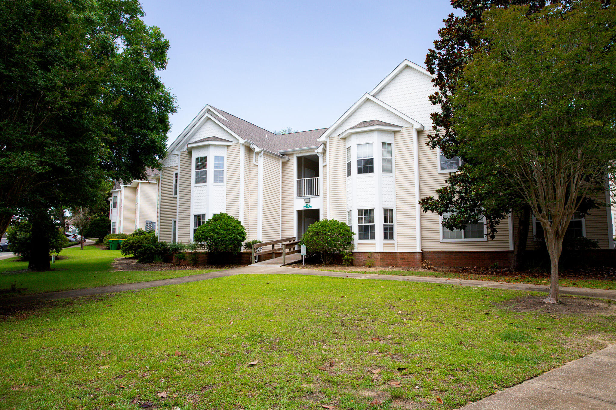 THE OAKS AT NICEVILLE - Residential