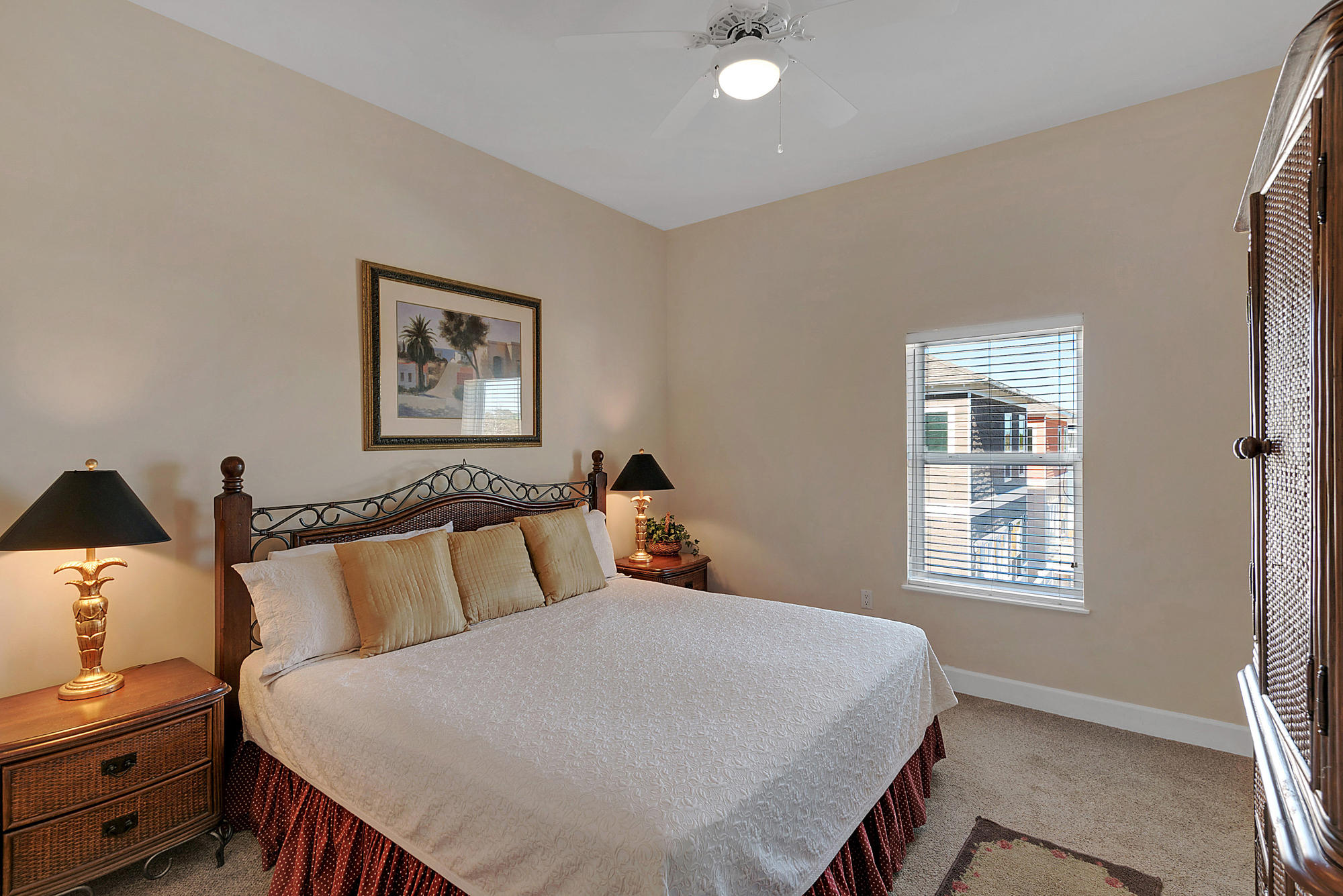 PAVILION PALMS - Residential