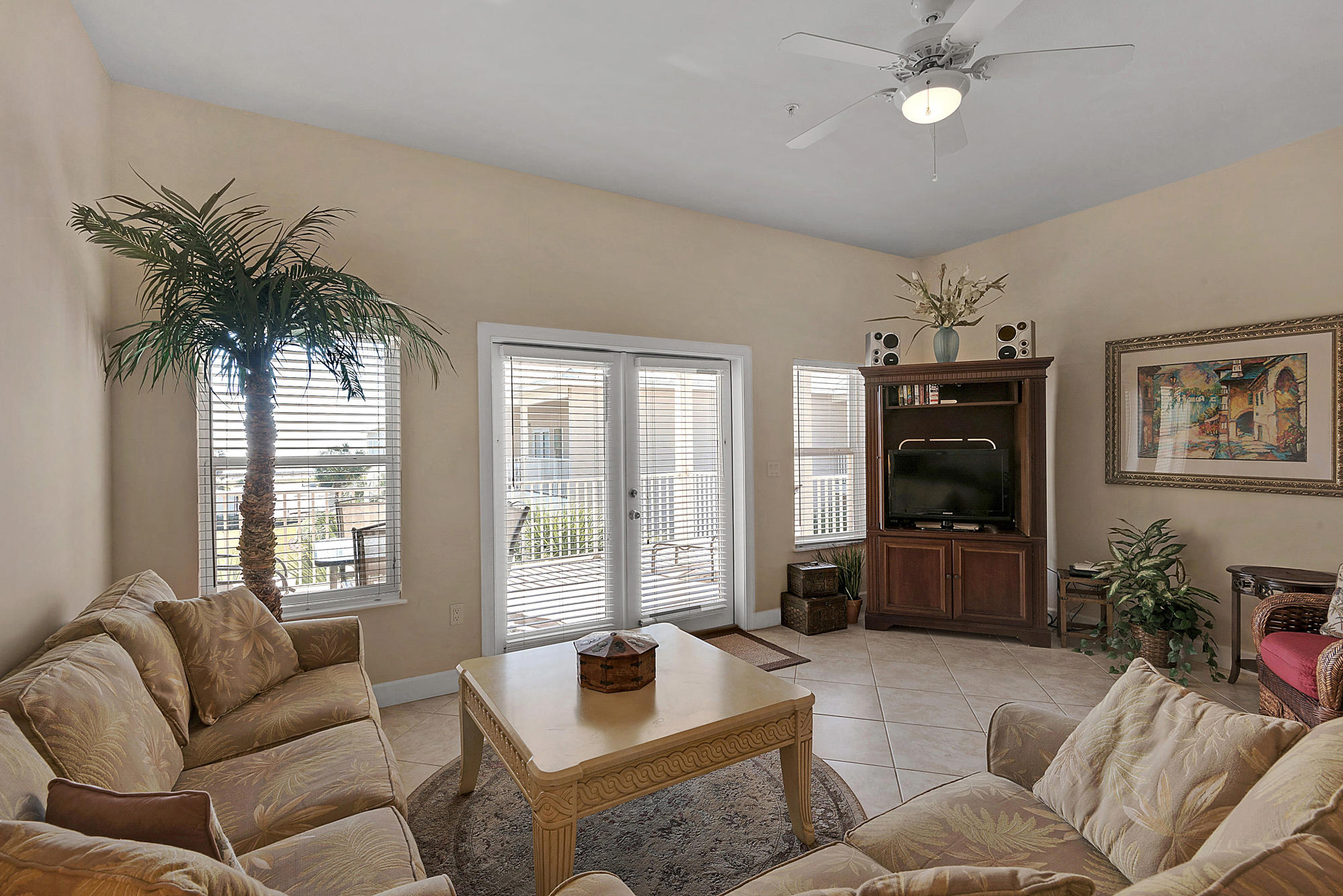 PAVILION PALMS - Residential