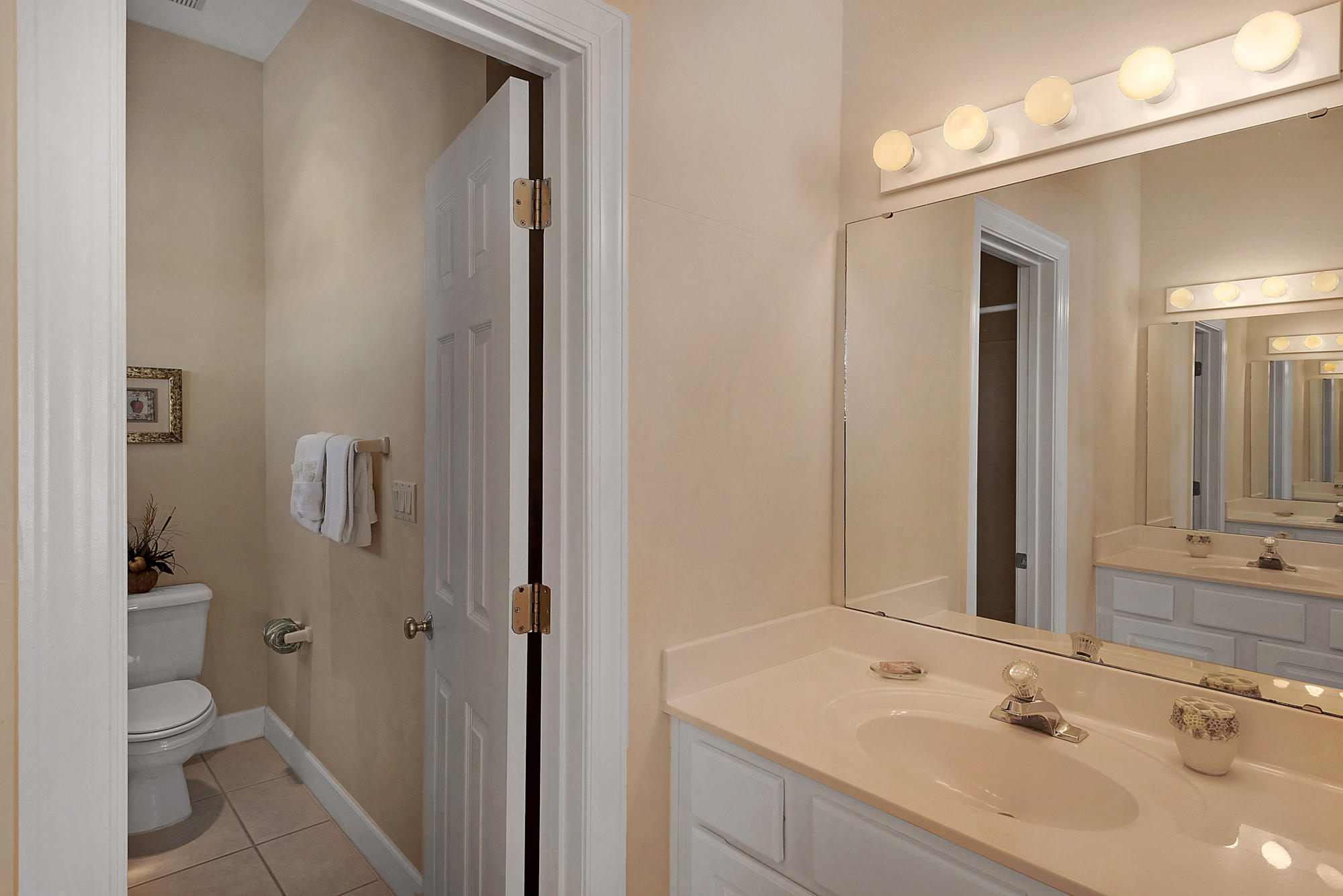 PAVILION PALMS - Residential