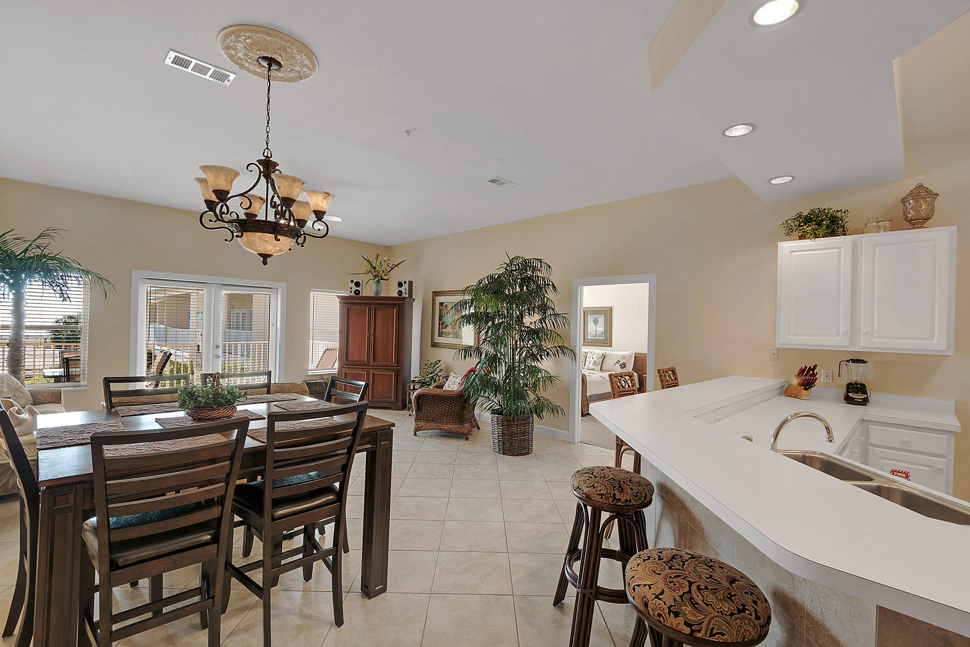 PAVILION PALMS - Residential