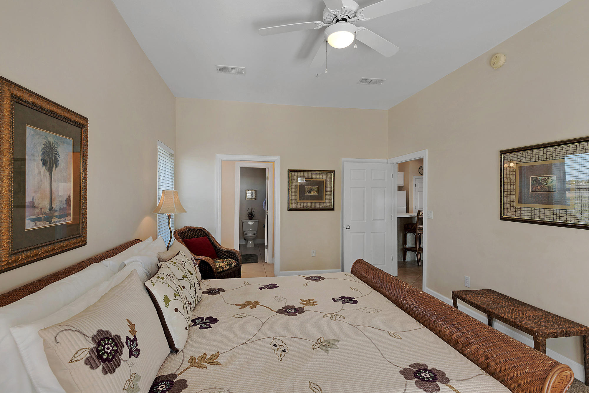 PAVILION PALMS - Residential