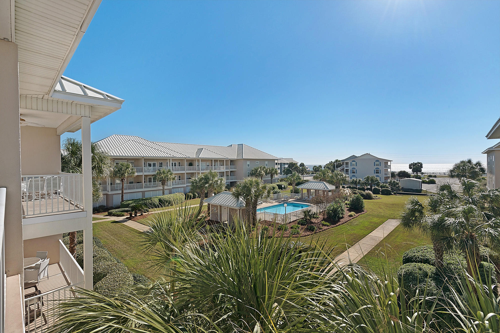 PAVILION PALMS - Residential