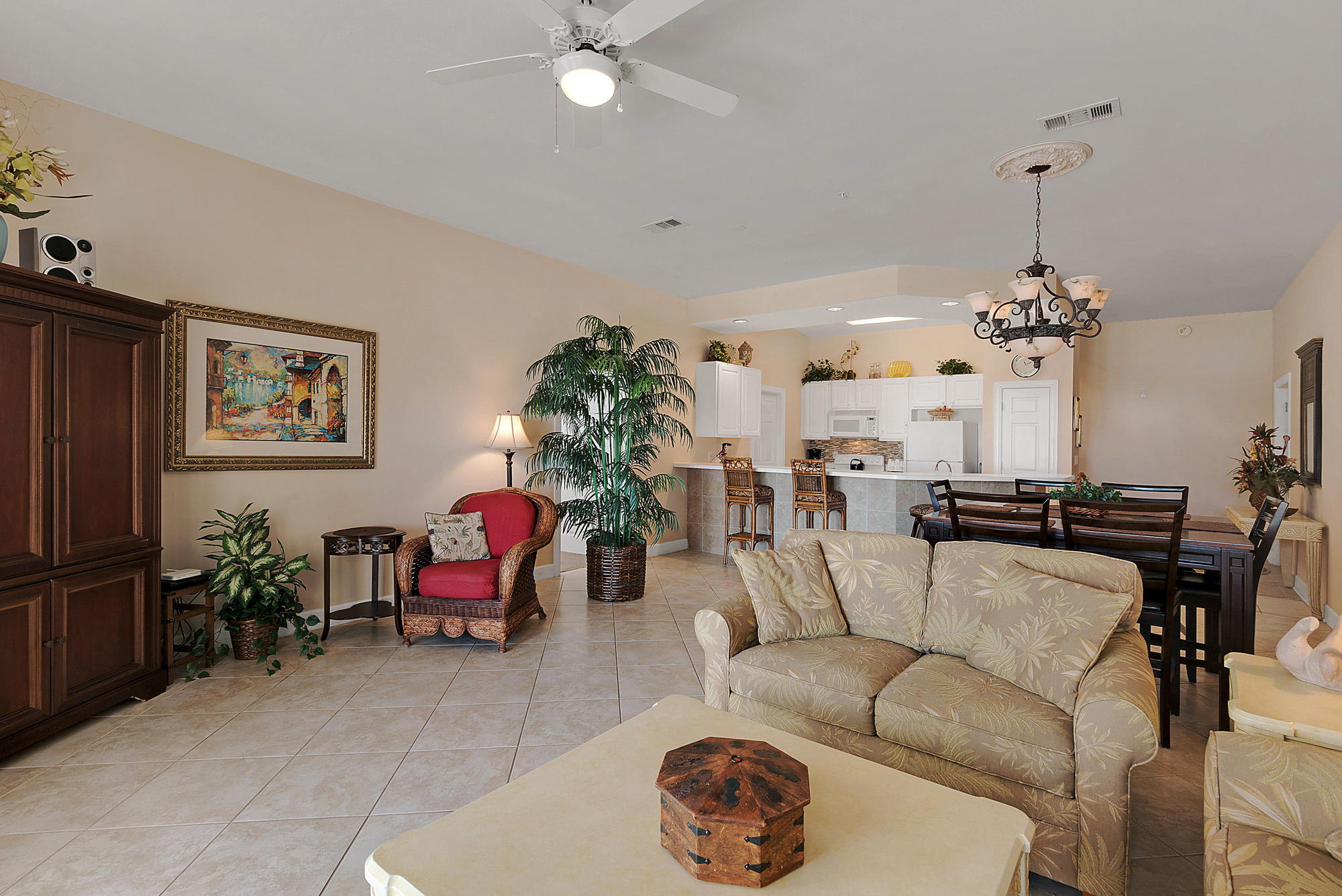 PAVILION PALMS - Residential