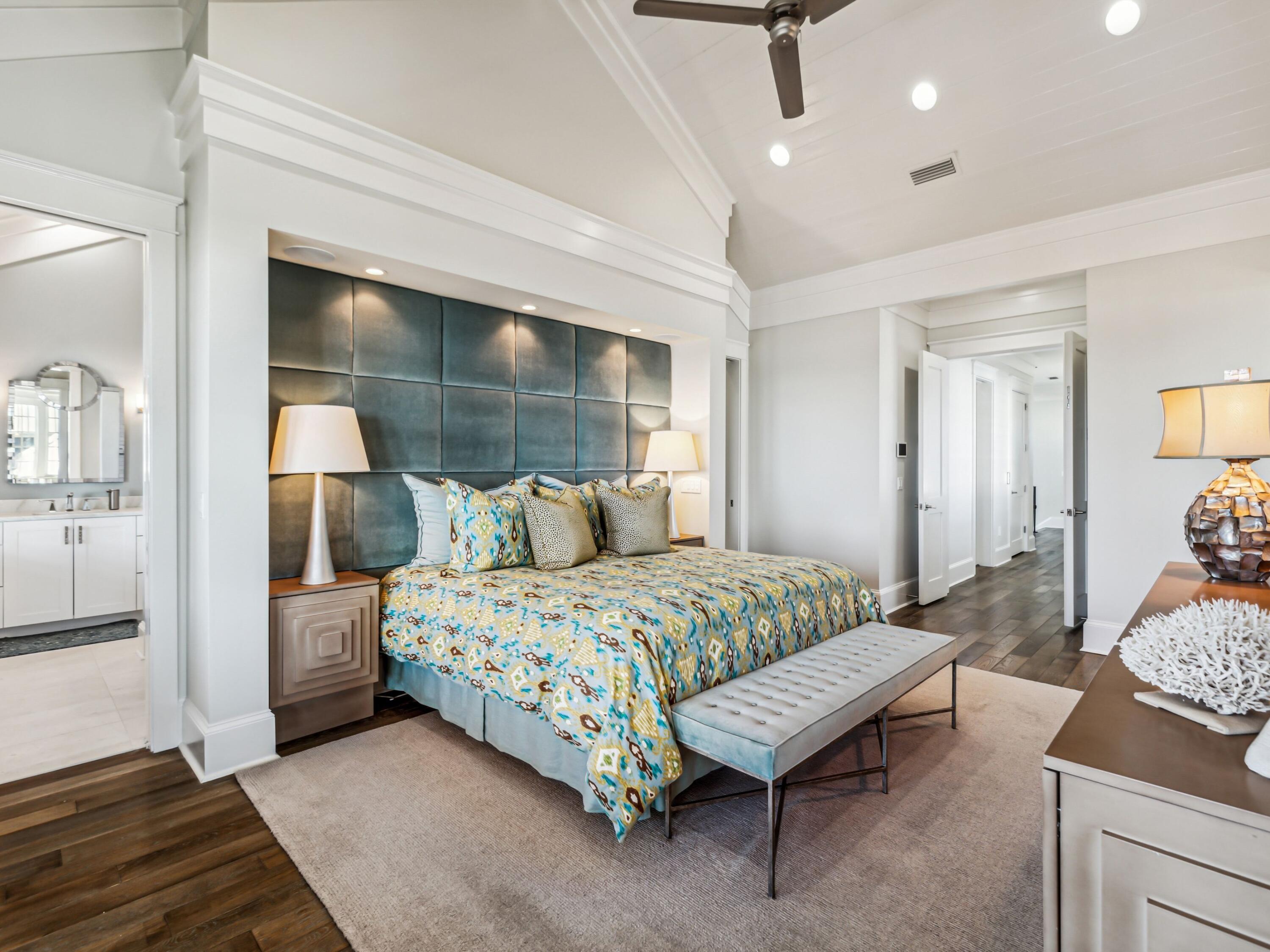 RETREAT THE - Residential