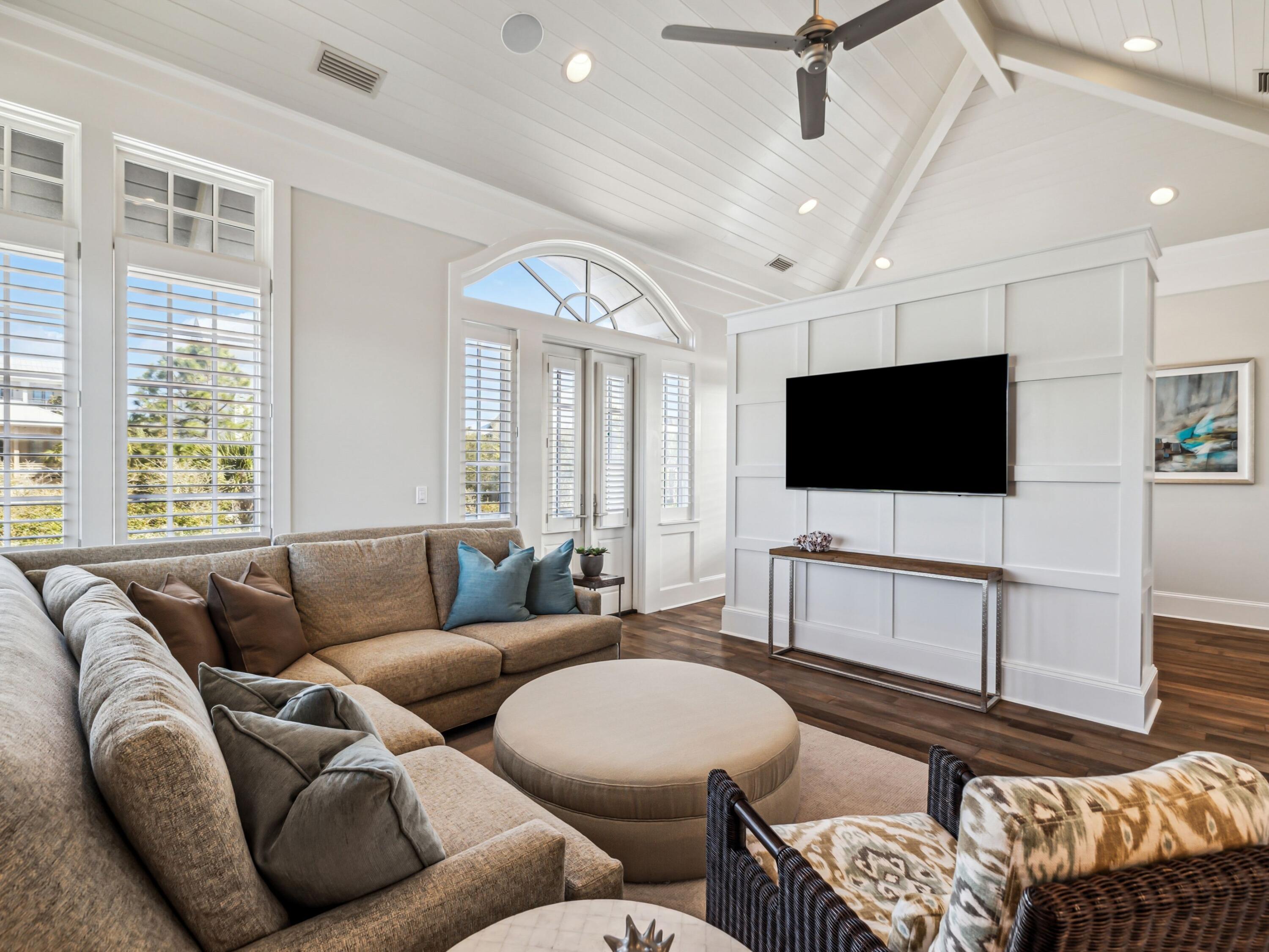 RETREAT THE - Residential