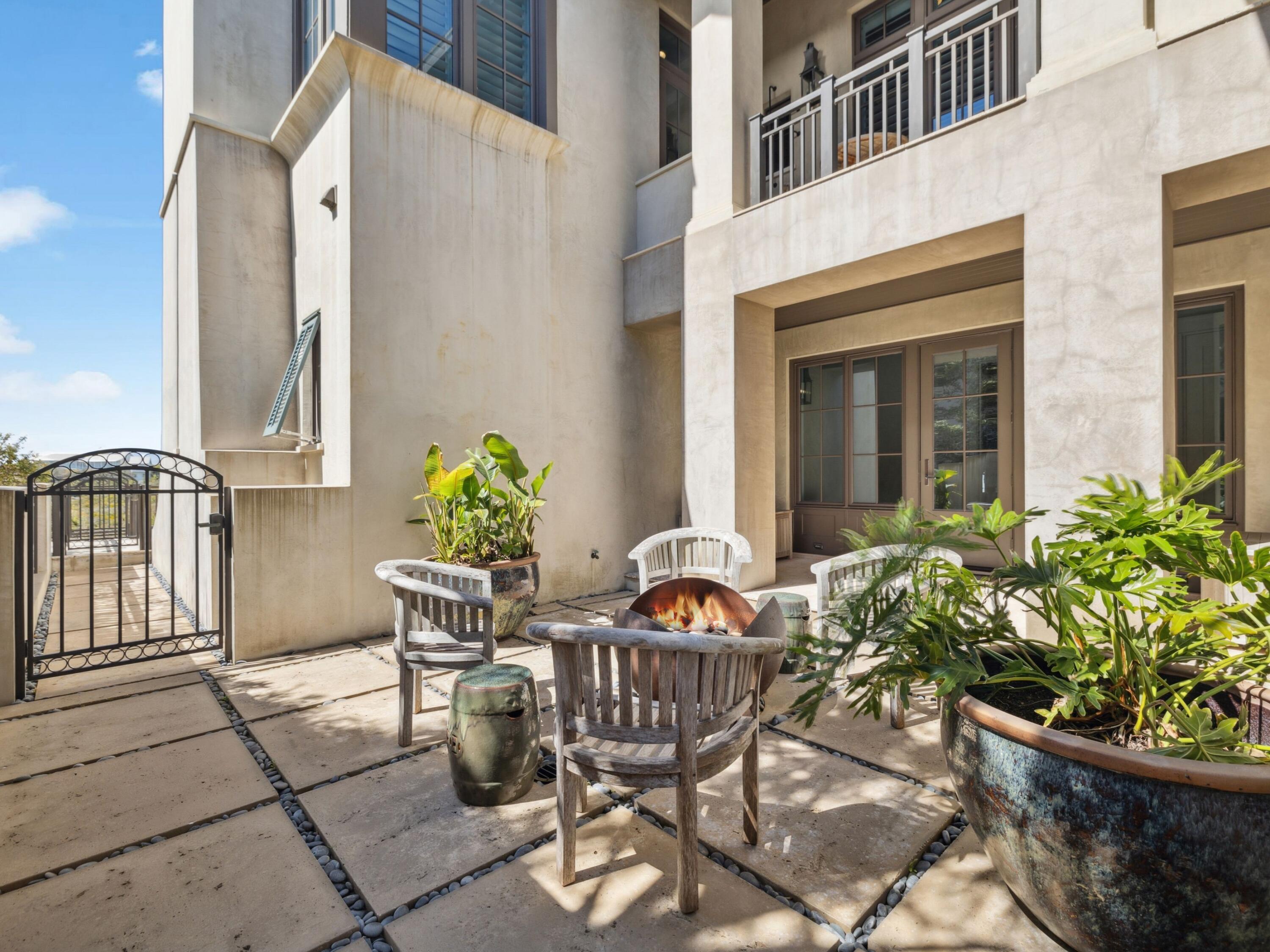 RETREAT THE - Residential