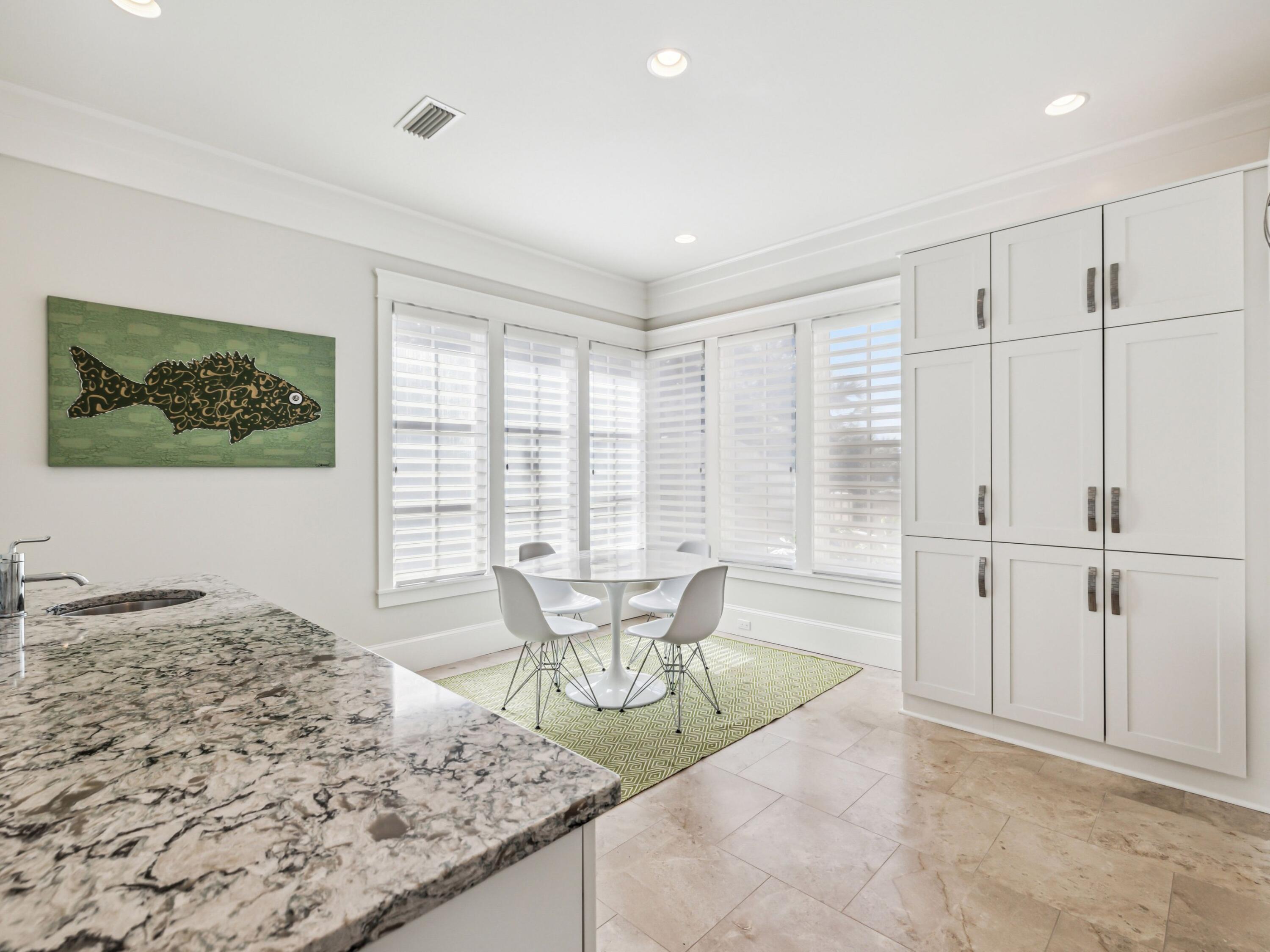 RETREAT THE - Residential