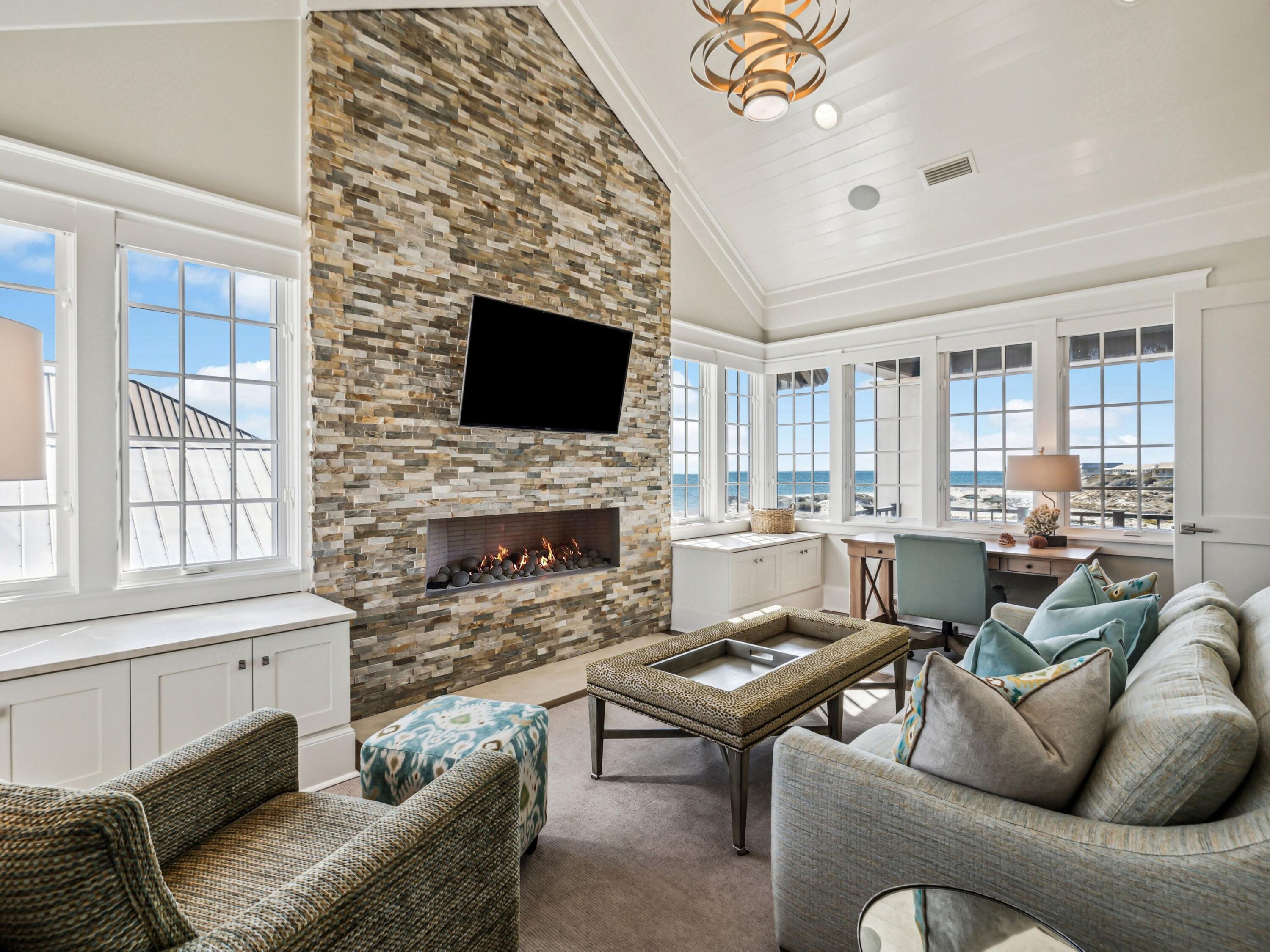 RETREAT THE - Residential