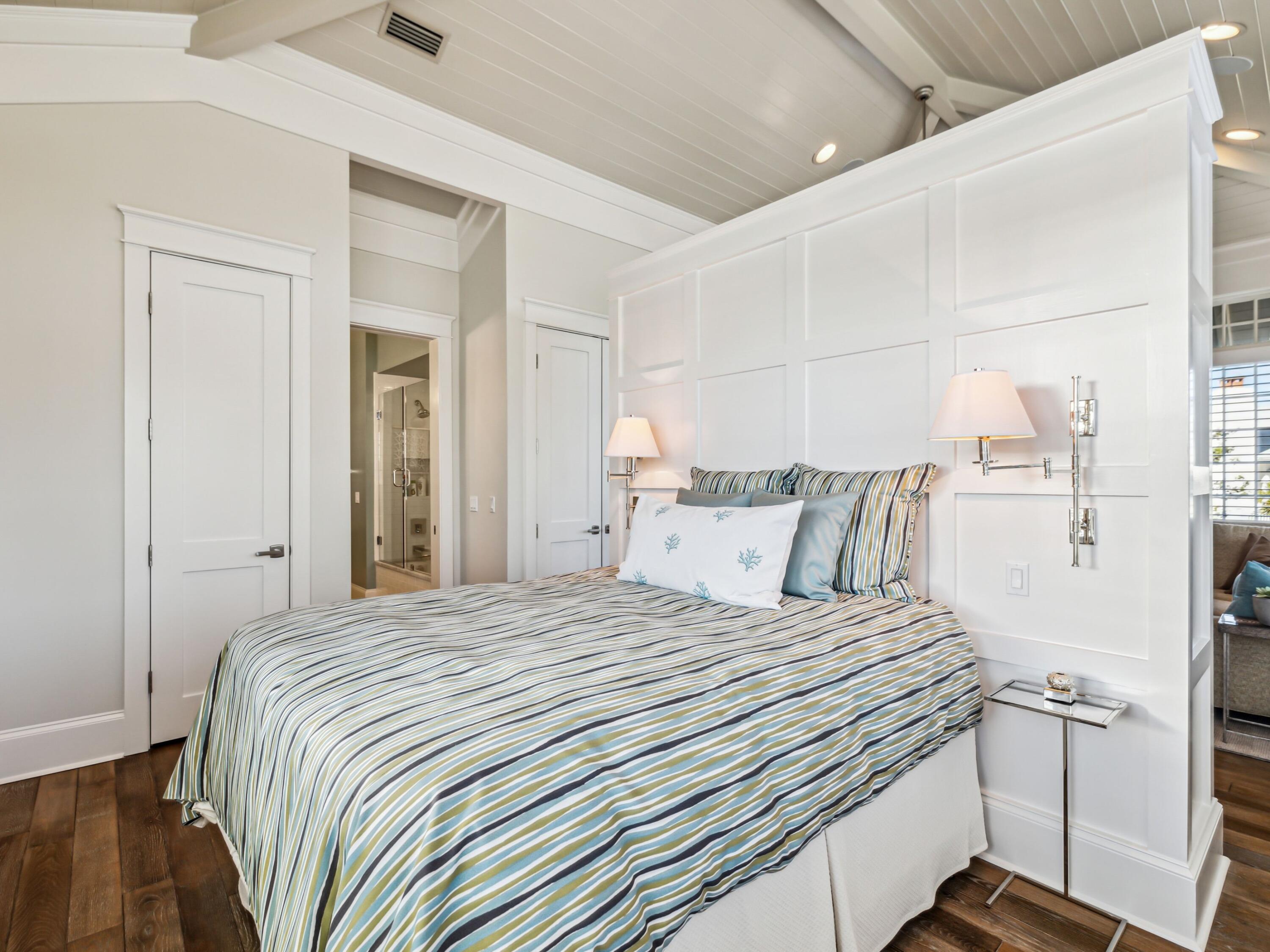 RETREAT THE - Residential
